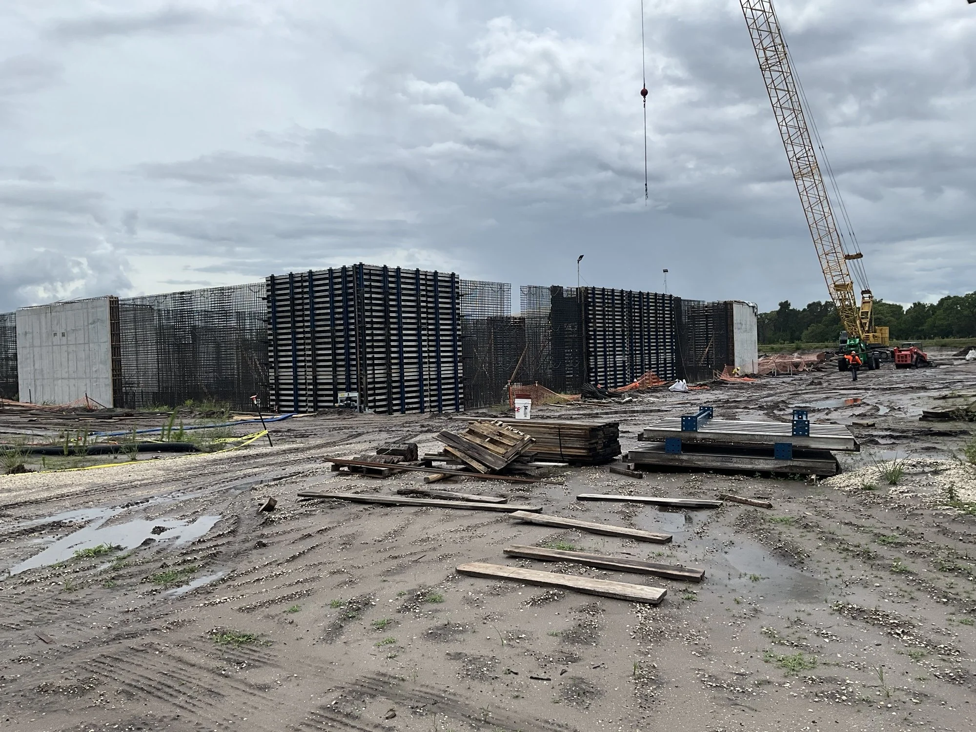 Final corner section of theAquaNereda concrete tanks poured