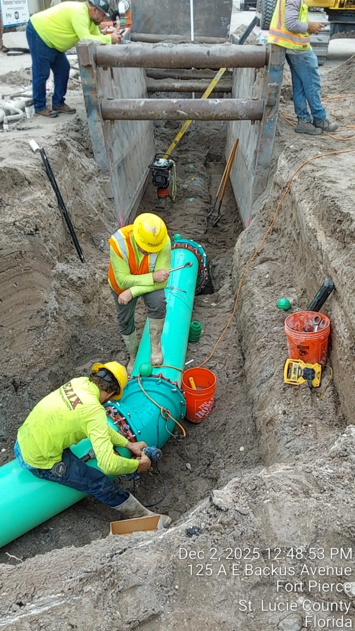 16 inch  pipe just east of lift station A.jpg