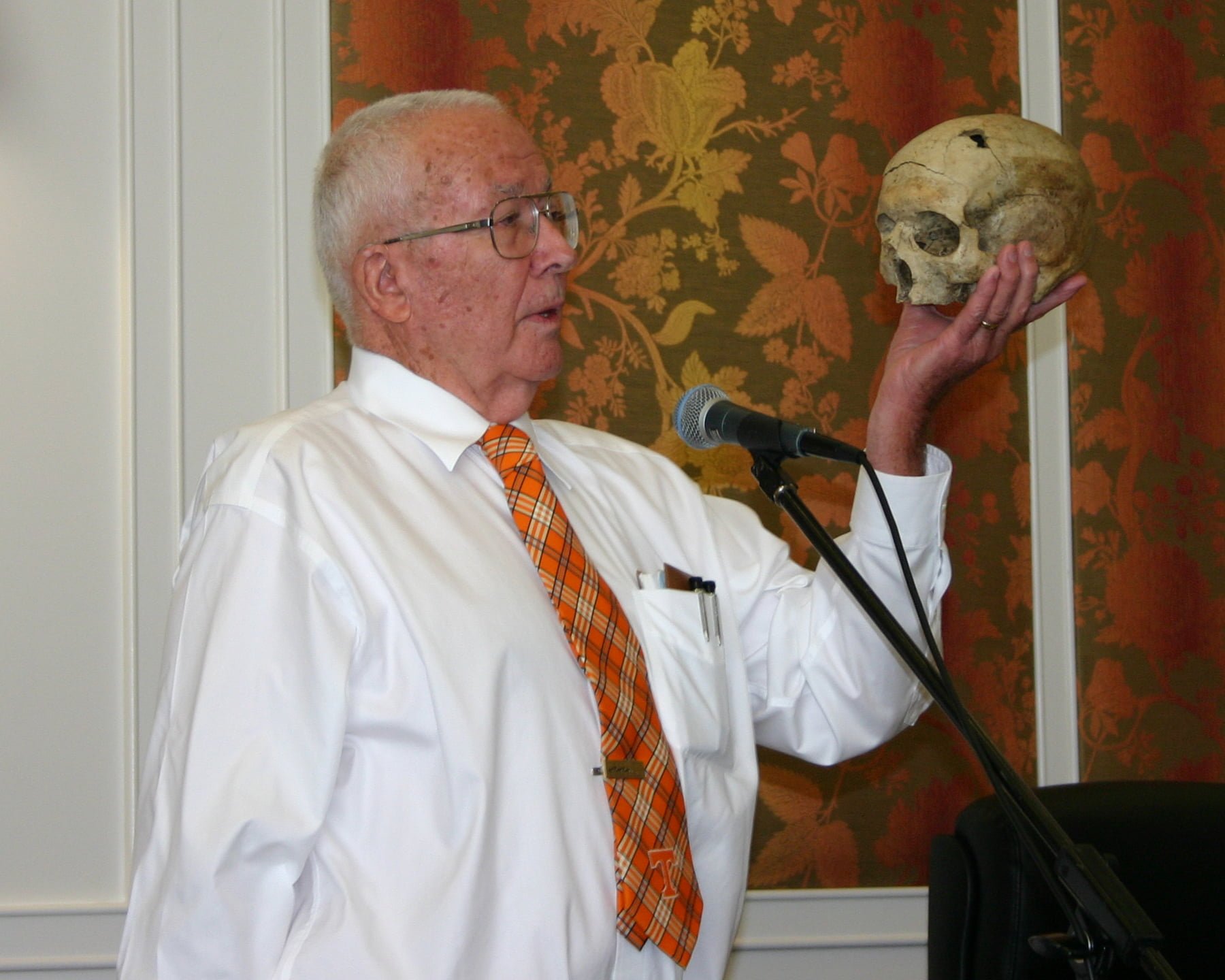 Dr. Bill Bass