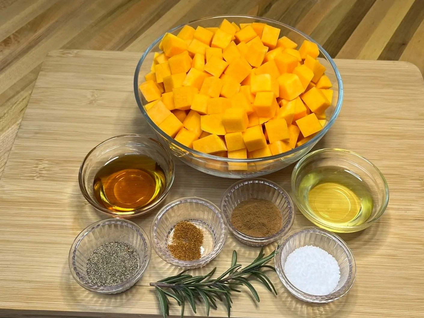 ingredients used to make roasted butternut squash