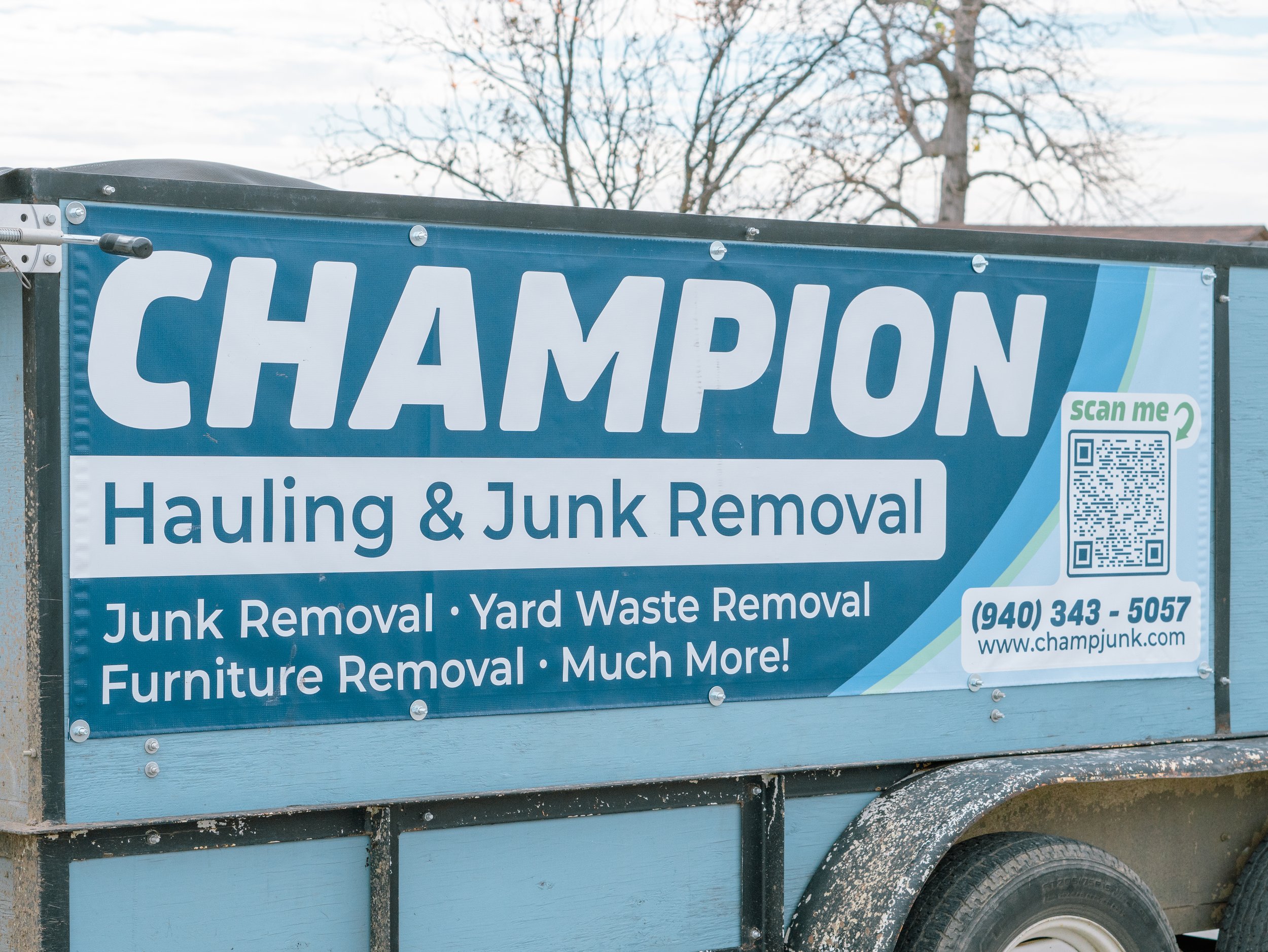 Trailer Banner.jpg