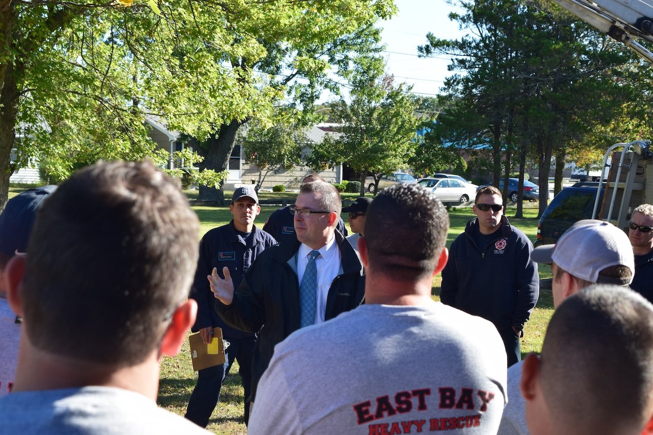 Pete talking to emergency personnel.jpg