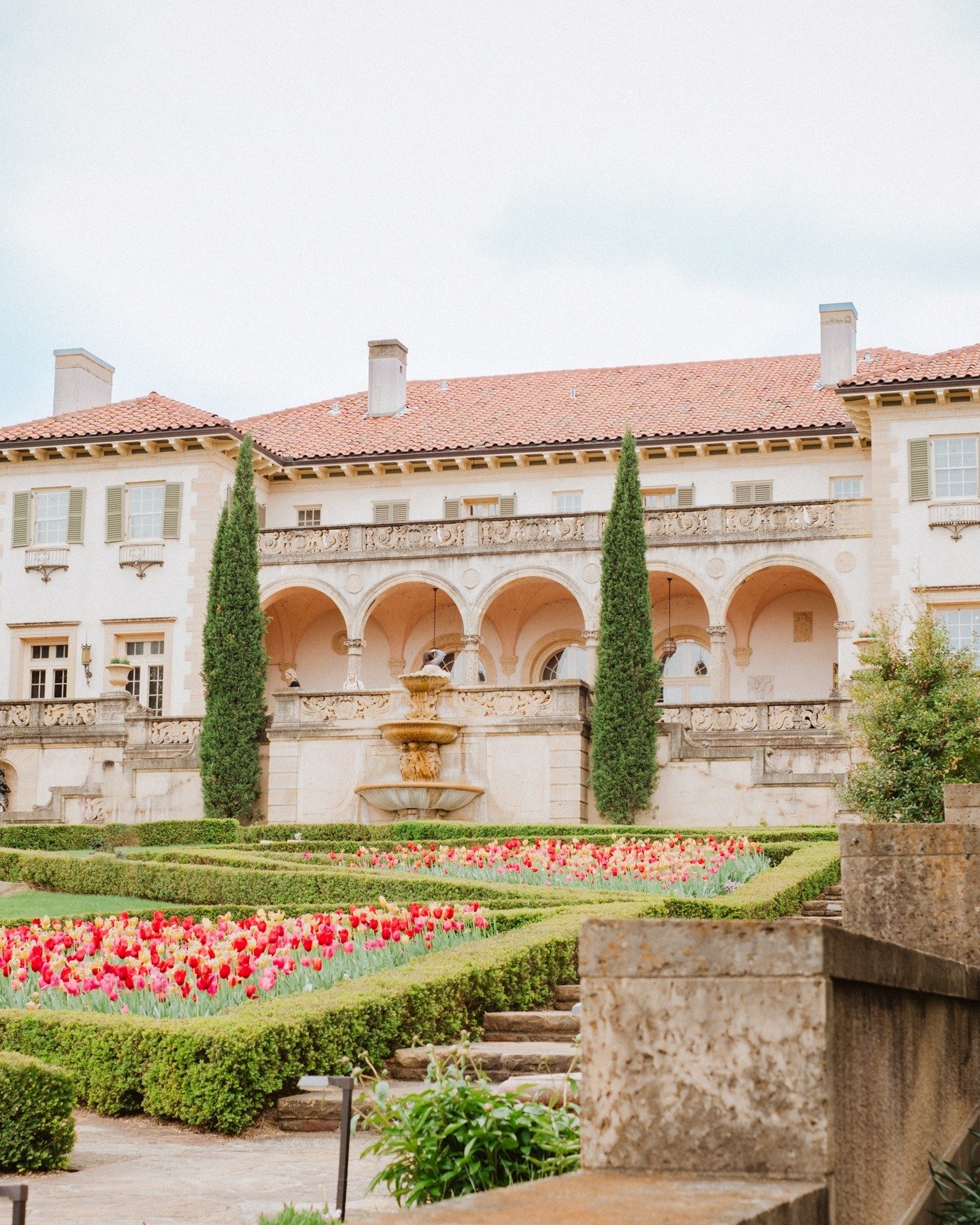 For those that need bold color, texture and patterns for their day... eat your heart out!

Philbrook Museum | Destination Wedding Photographer &amp; Videographer | Midwest Luxury Weddings | Iconic Wedding Venues | Maximalist Wedding Inspiration

Wedd