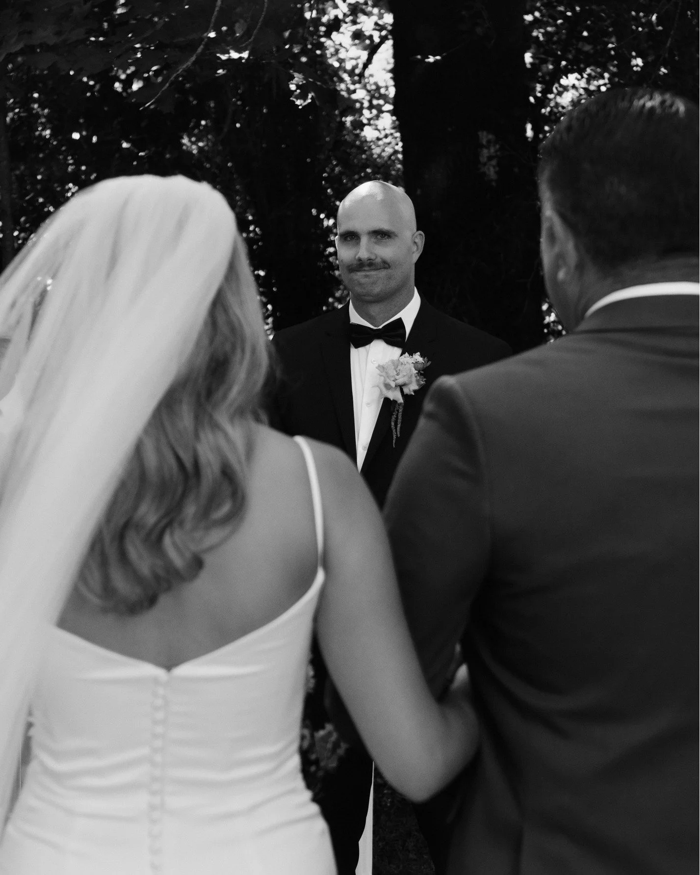 Moments before it all becomes this whole exciting new thing.

#davidannweddings #pacificnorthwestweddingphotographer #oregonweddingphotographer #weddingphotos #firstlookattheaisle #brideandfather #pdxweddings #oregonwedding #brideandgroom