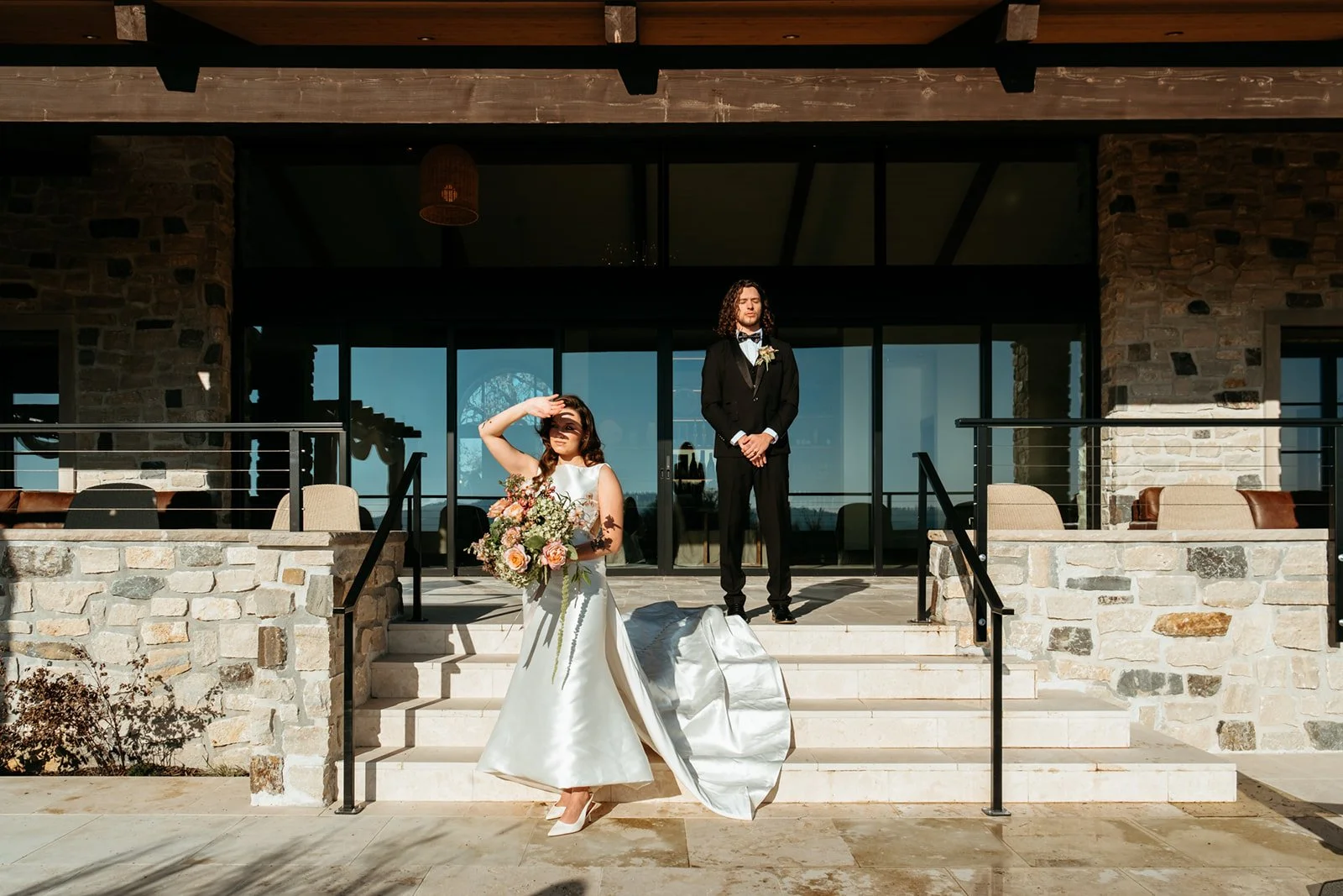 Planning a 2026-2027 Oregon Winery Wedding?