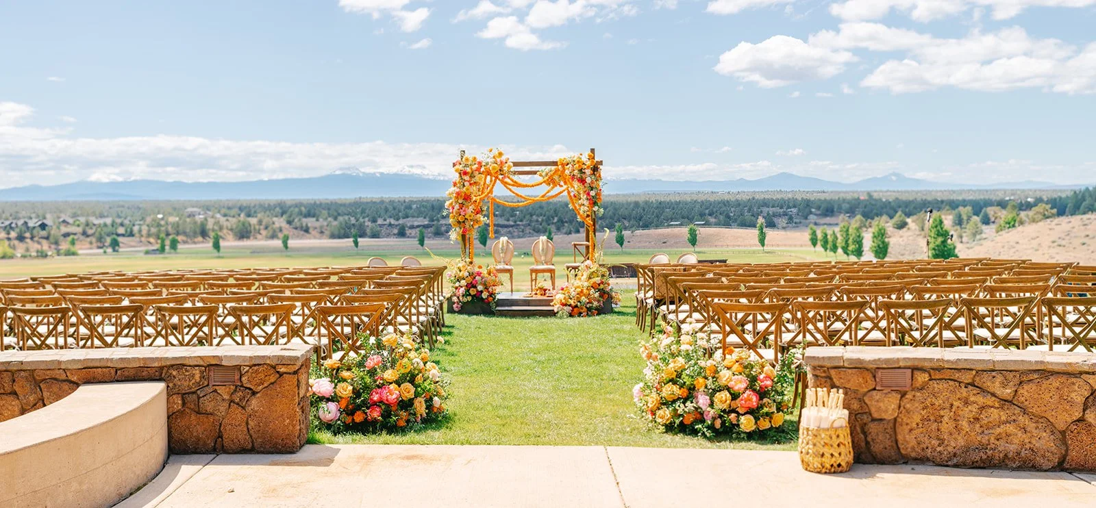 How Much Does a Wedding Photographer Cost in the Pacific Northwest?