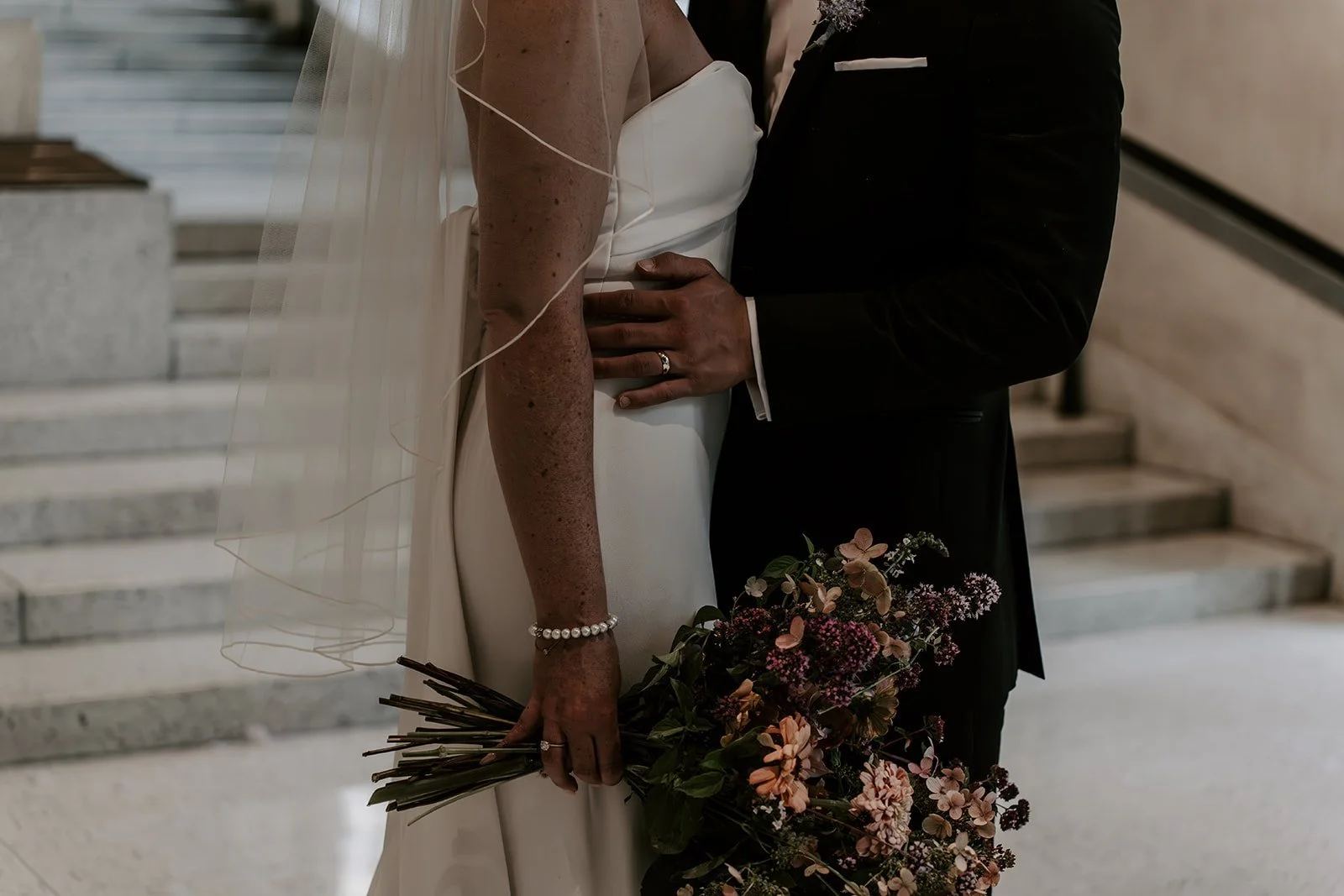 Copy of seattle-art-museum-wedding-mountain-meandering-photography-666.jpg