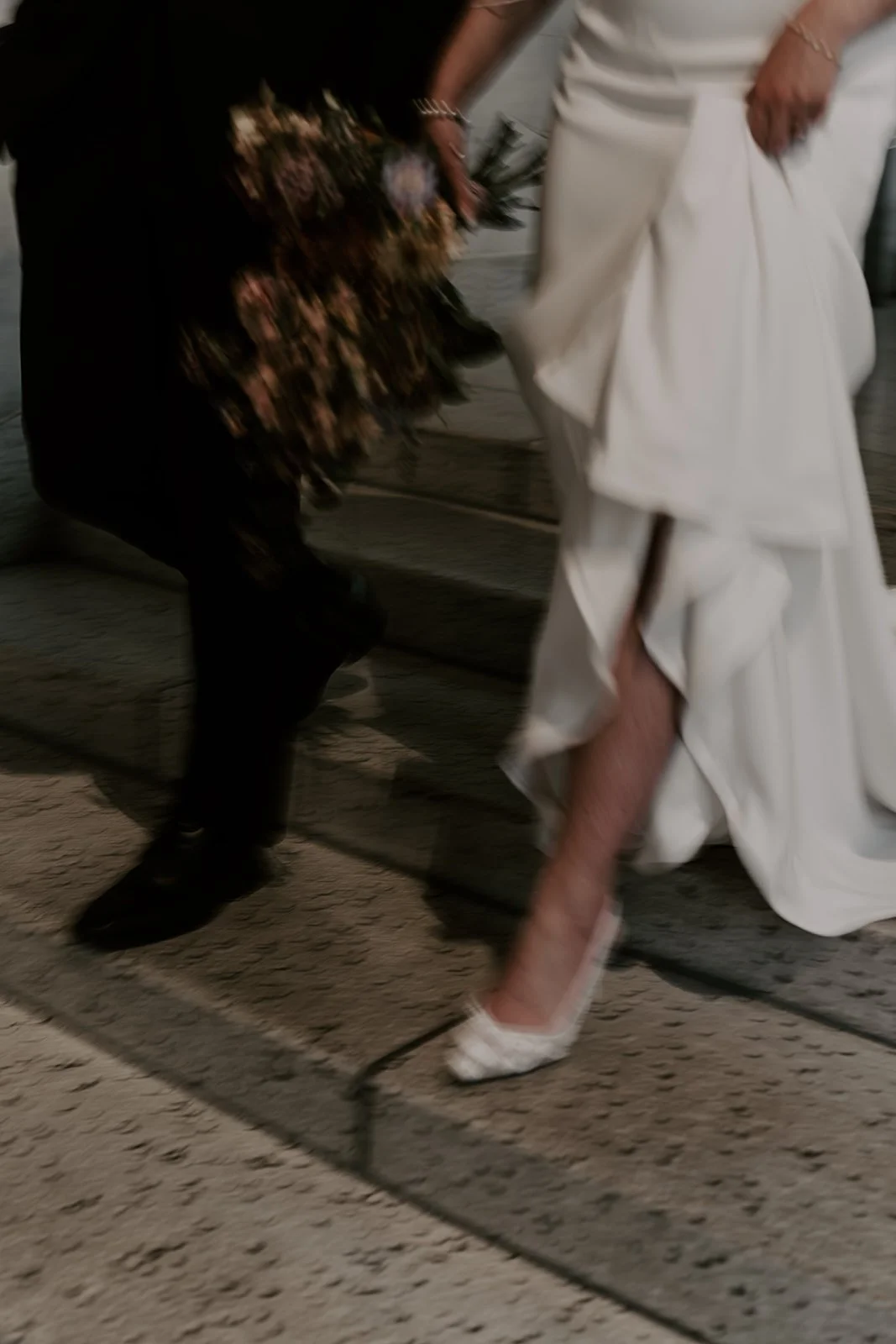 Copy of seattle-art-museum-wedding-mountain-meandering-photography-673.jpg