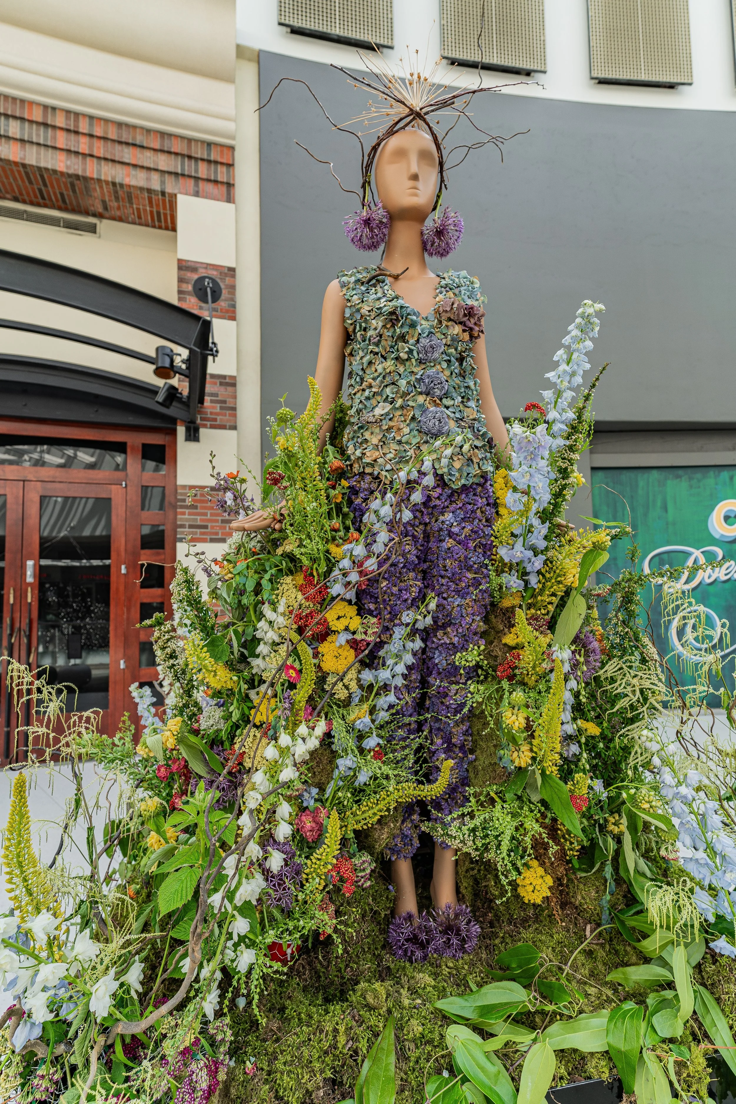 photo by West Coast Media Services