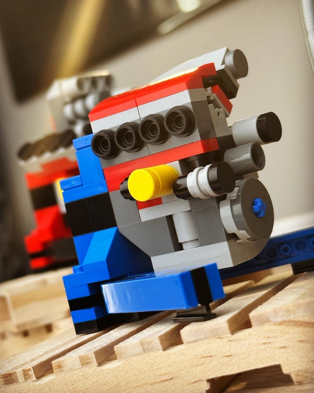 4-cylinder-brick-engine-lego-motor-real-picture-1.JPG