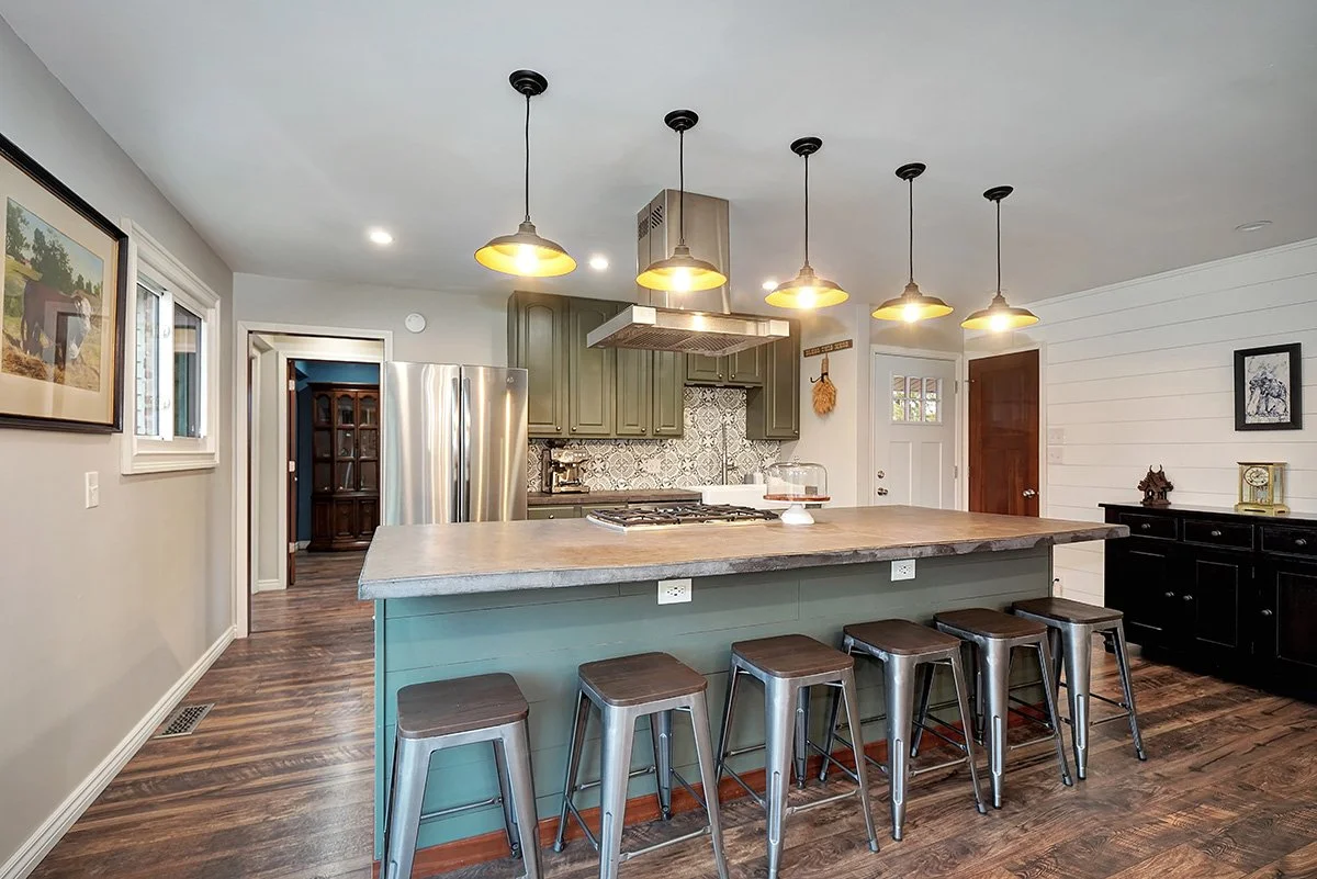 DSC09593_1200 copy 2.jpg