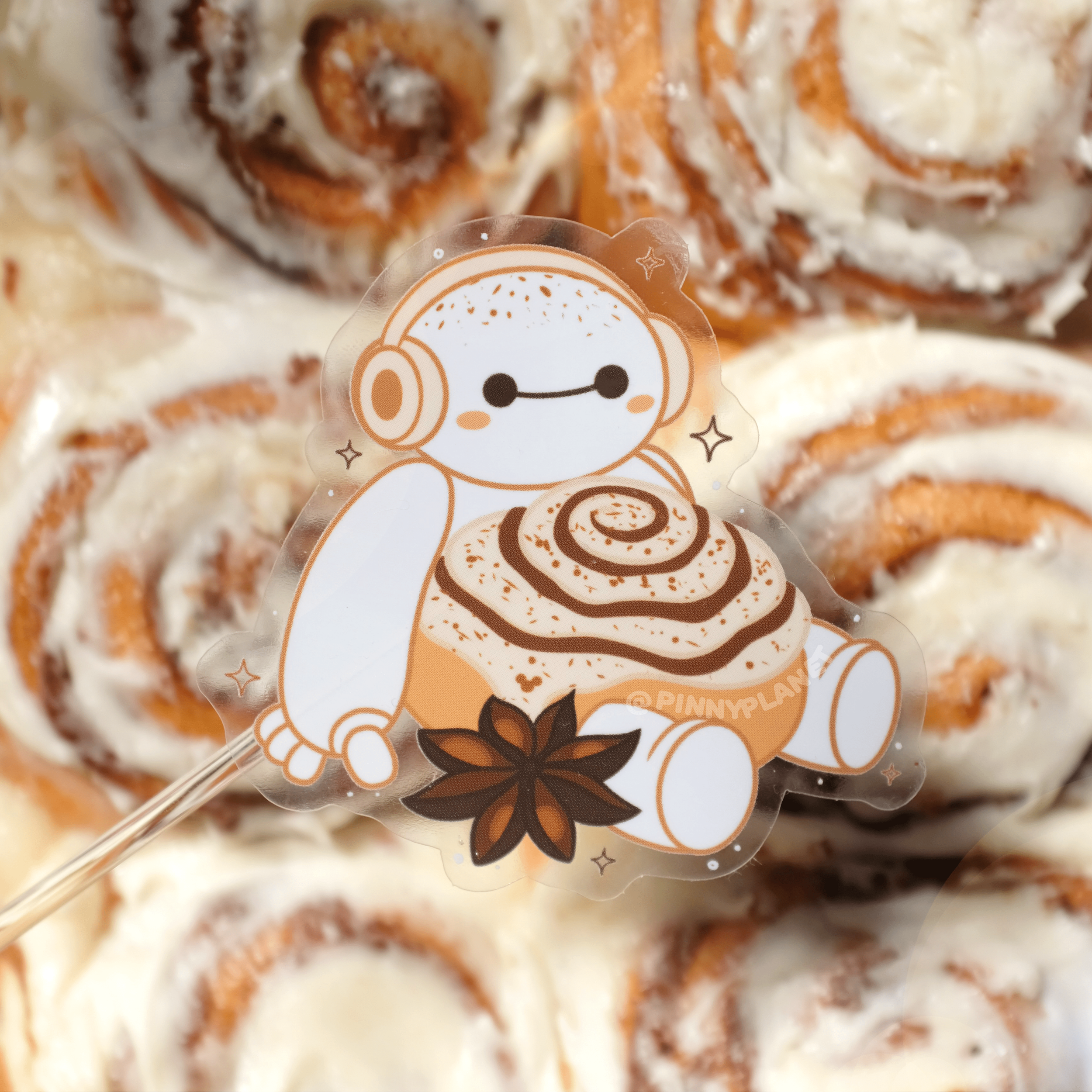 CinnamonRoll_Sticker1-min.png