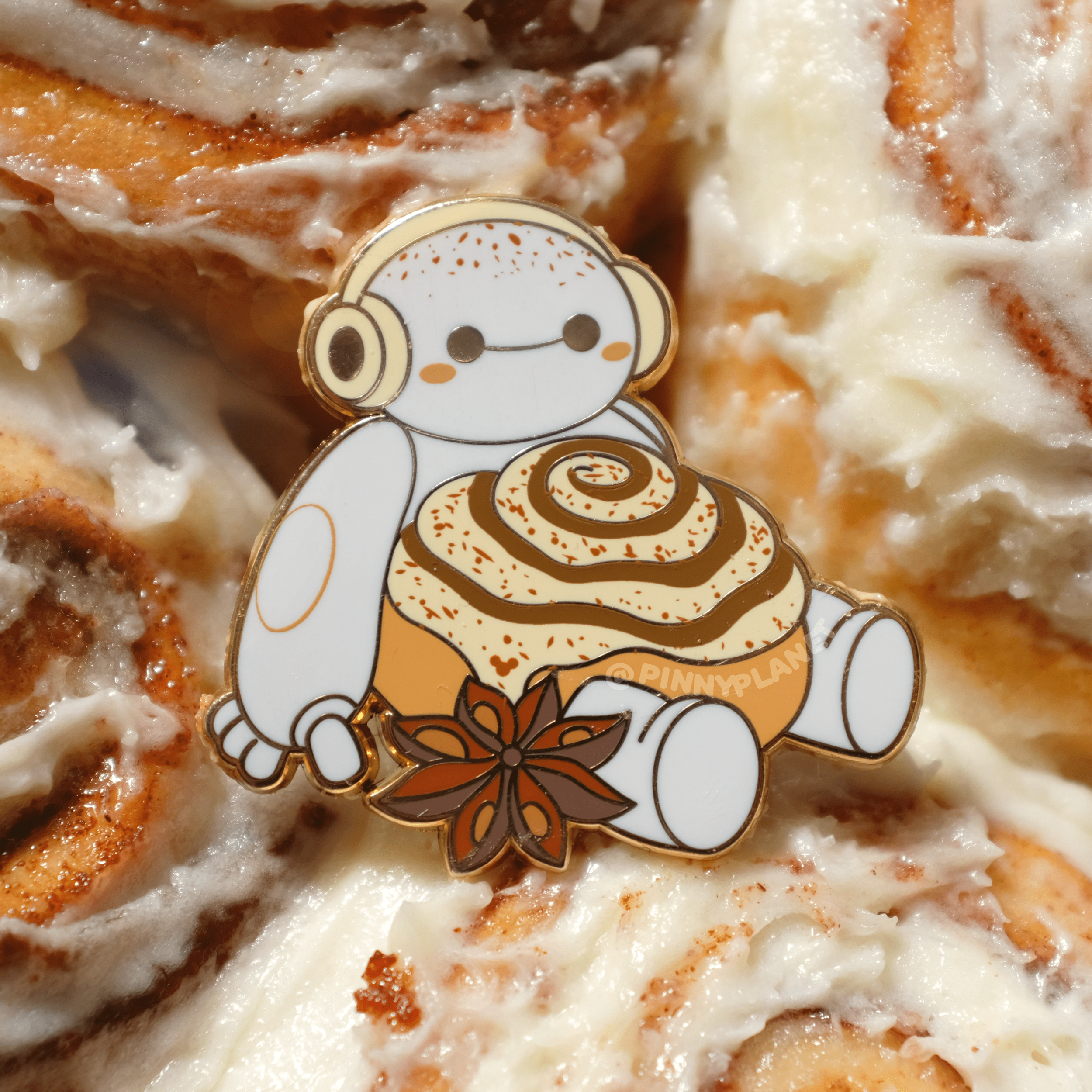 CinnamonRoll_Photo1_BiggerSize-min.png