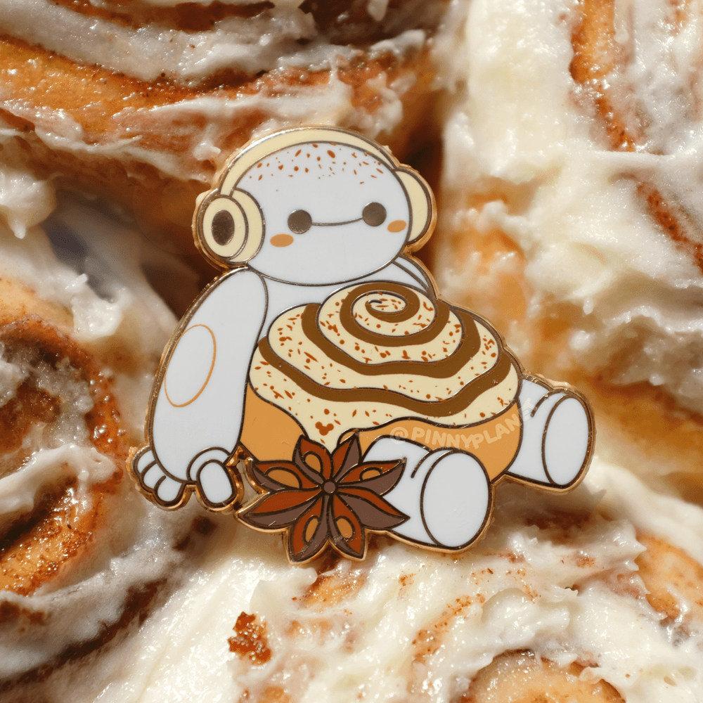 Lucky Cat Cafe: Cinnamon Roll Pin 🥮🧁 — Pinny Planet