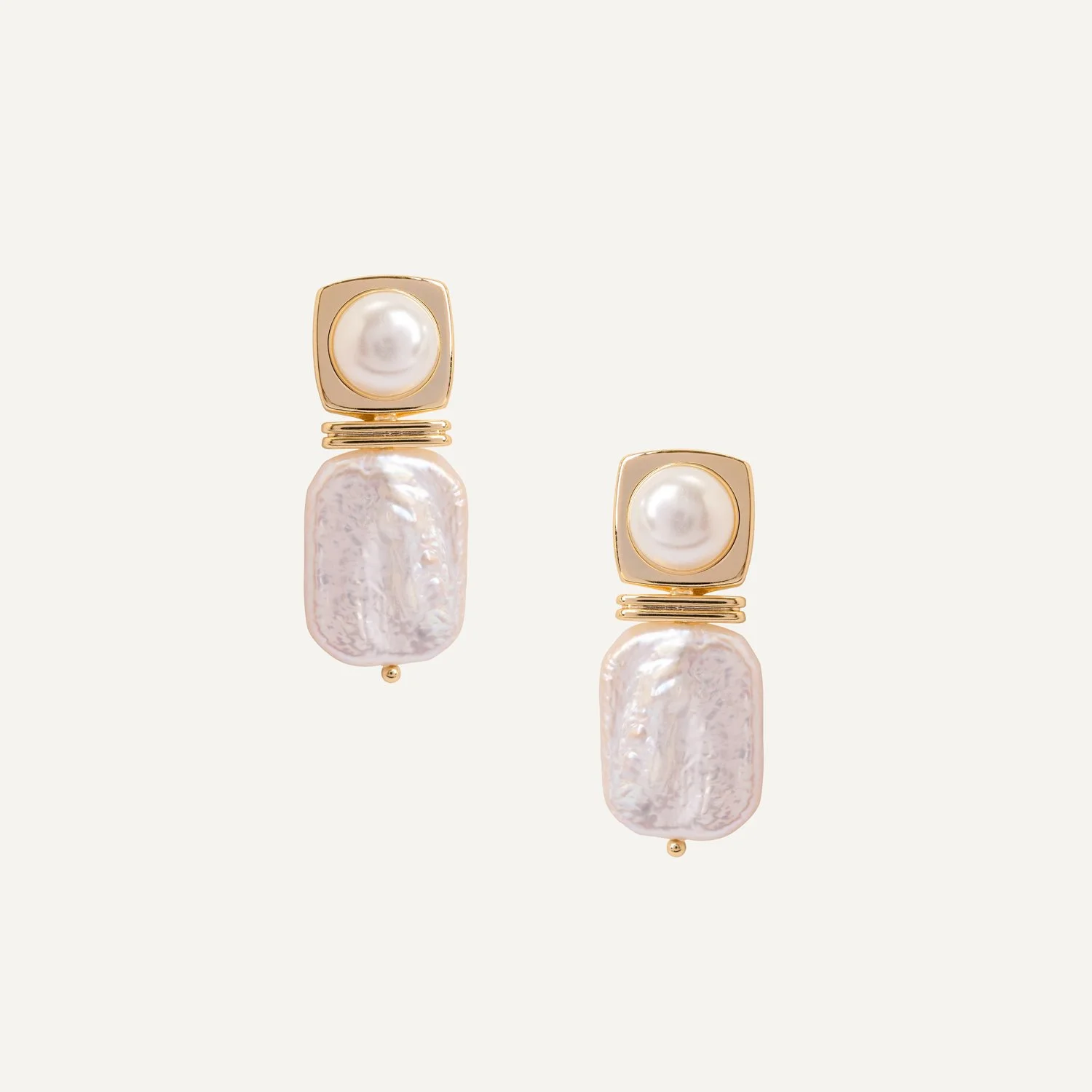 fotografia ecommerce, fotografia joyas, fondo blanco, aros de oro con brilantes
