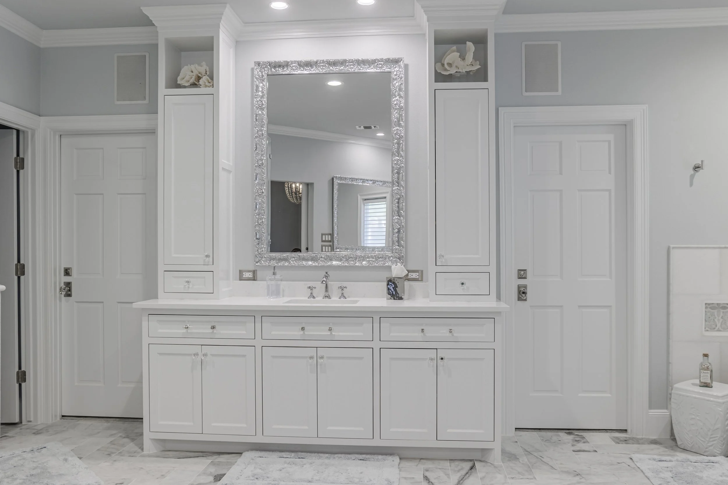 18 Master Bath.JPG