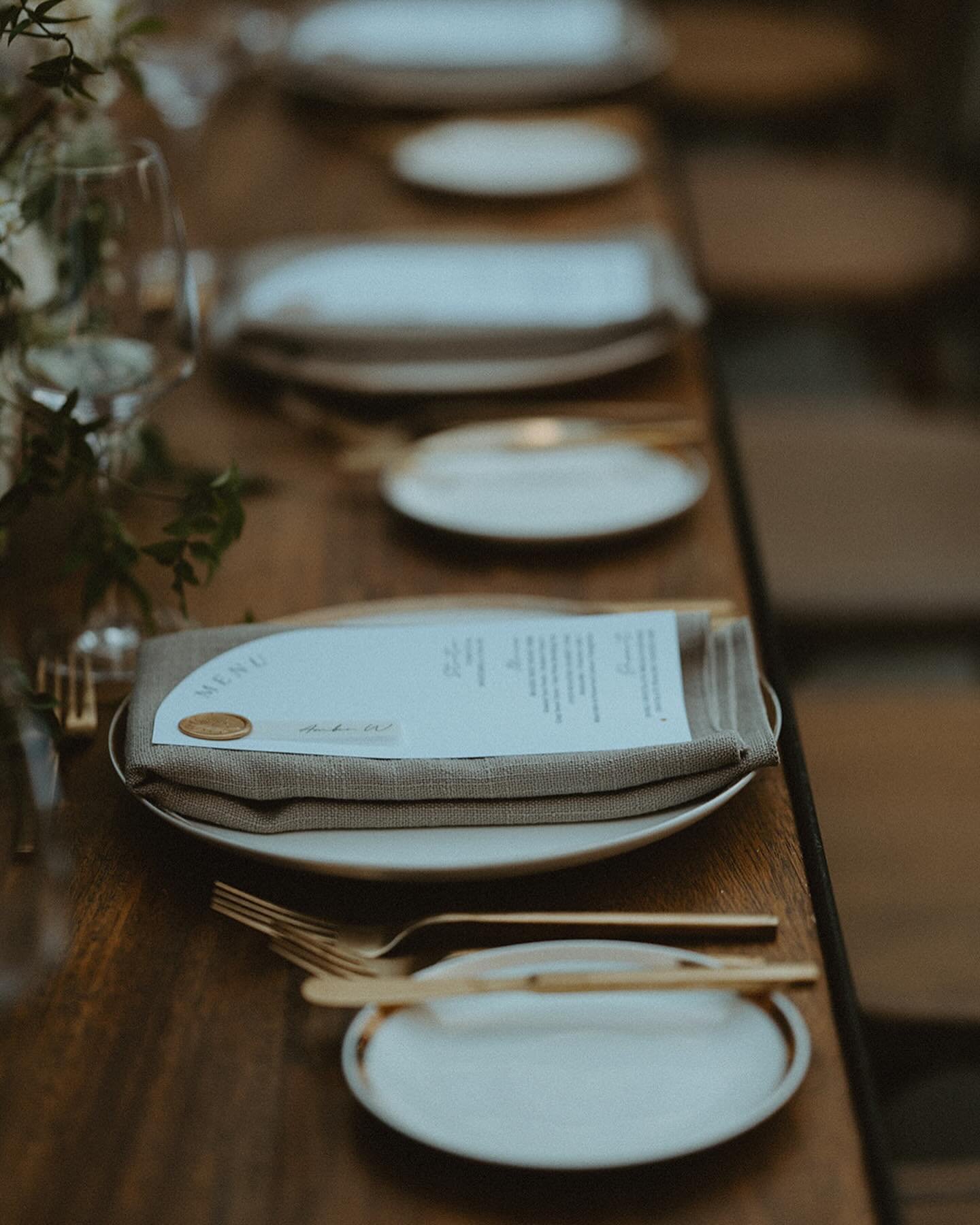Creating an inviting tablescape is top priority for us when we get to the aesthetics and design phase of our planning process!

There is a lot that goes in to ensuring guests have the best experience possible - down to the height of the floral arrang