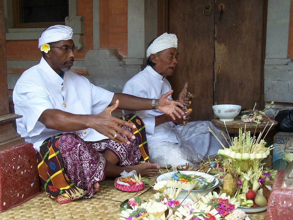 Dr Daniel Houtman in ceremony with Balian Mangku Liyer, Ubud, Bali.