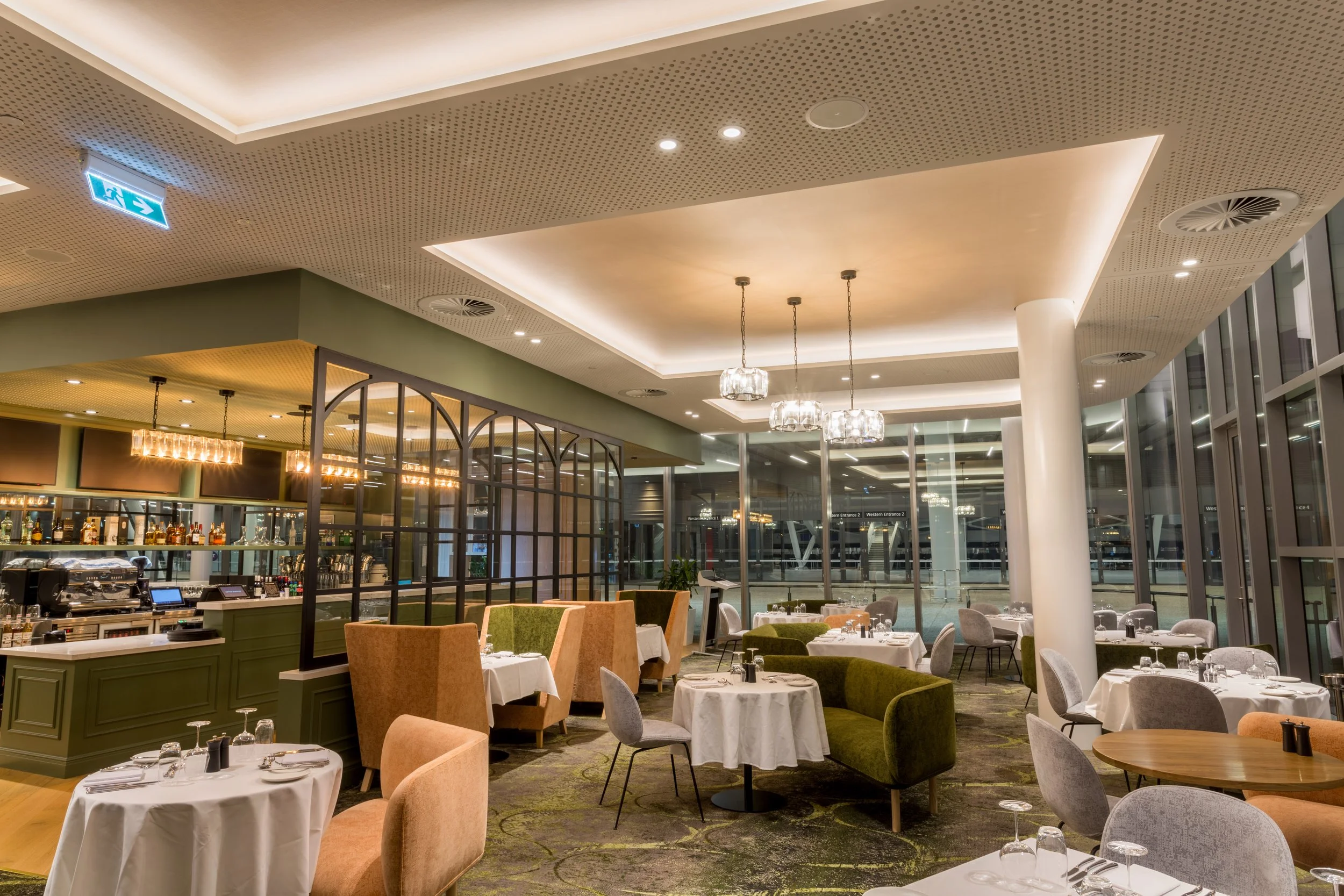 Portfolio_Perth Stadium_Restaurant_002.jpg