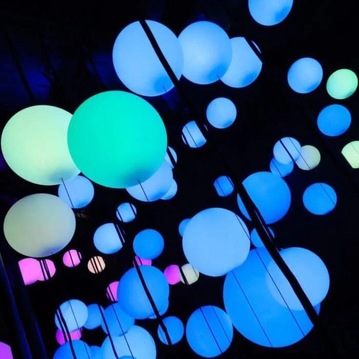 8_VivoLab_InteractiveLight-700x700.jpg