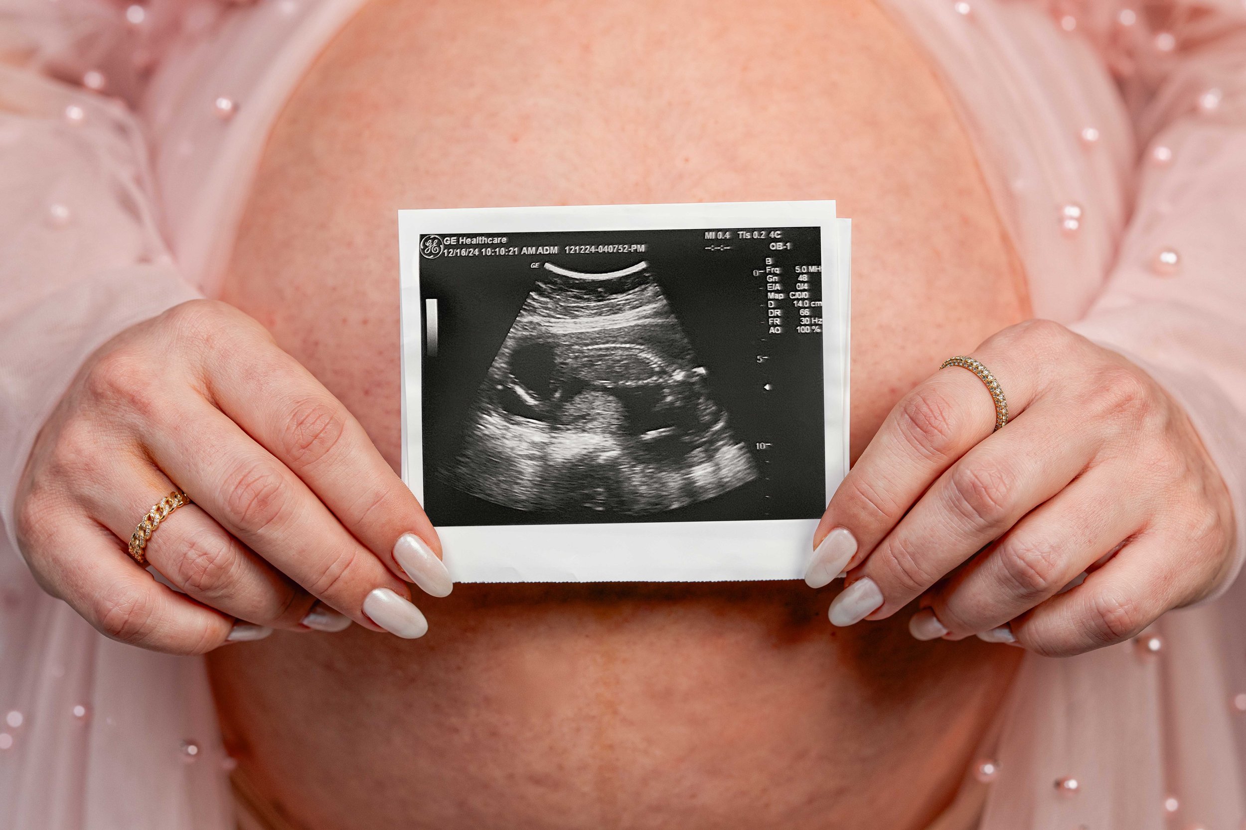 Miami-Maternity-Photoshoot-Bright-City-Studios-12.jpg