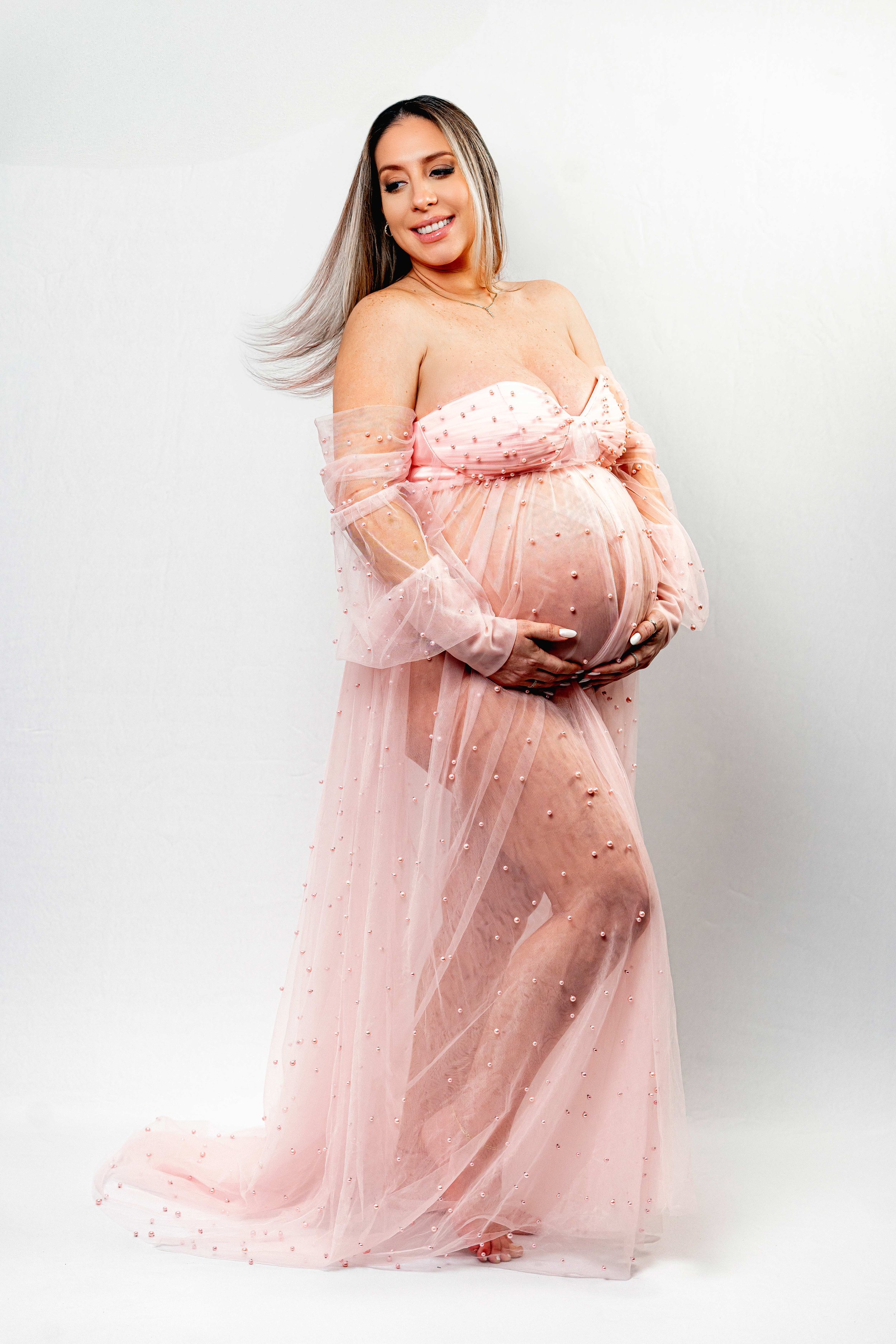 Miami-Maternity-Photoshoot-Bright-City-Studios-10.jpg
