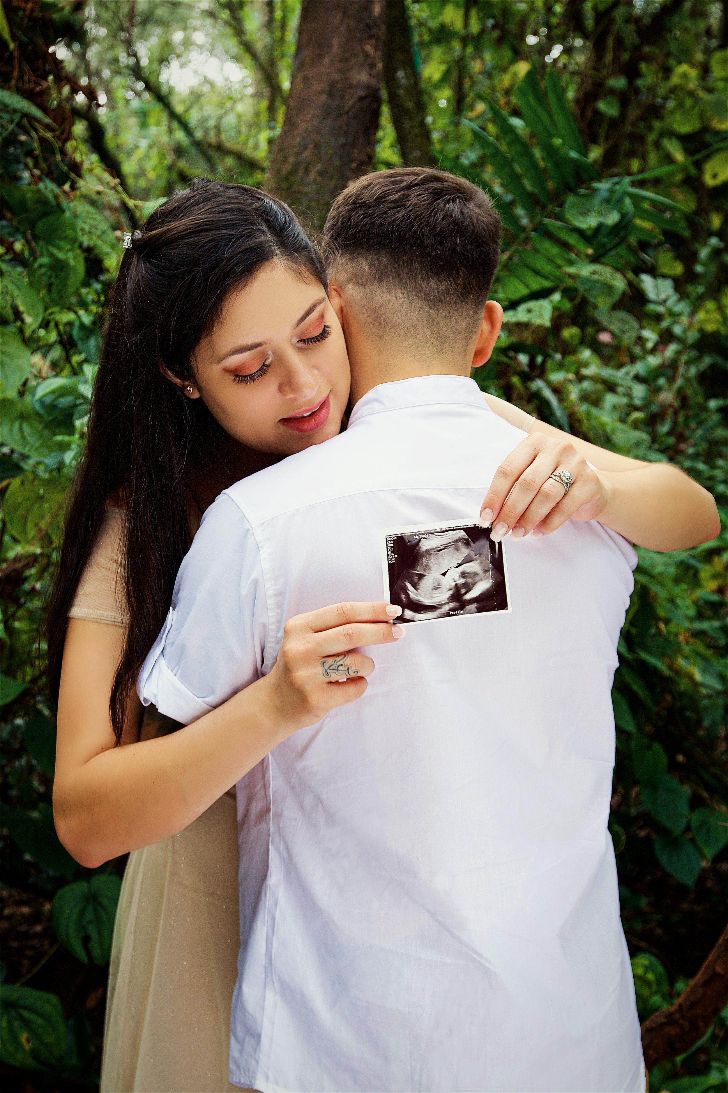 Miami-Maternity-Photoshoot-Bright-City-Studios-3.jpg