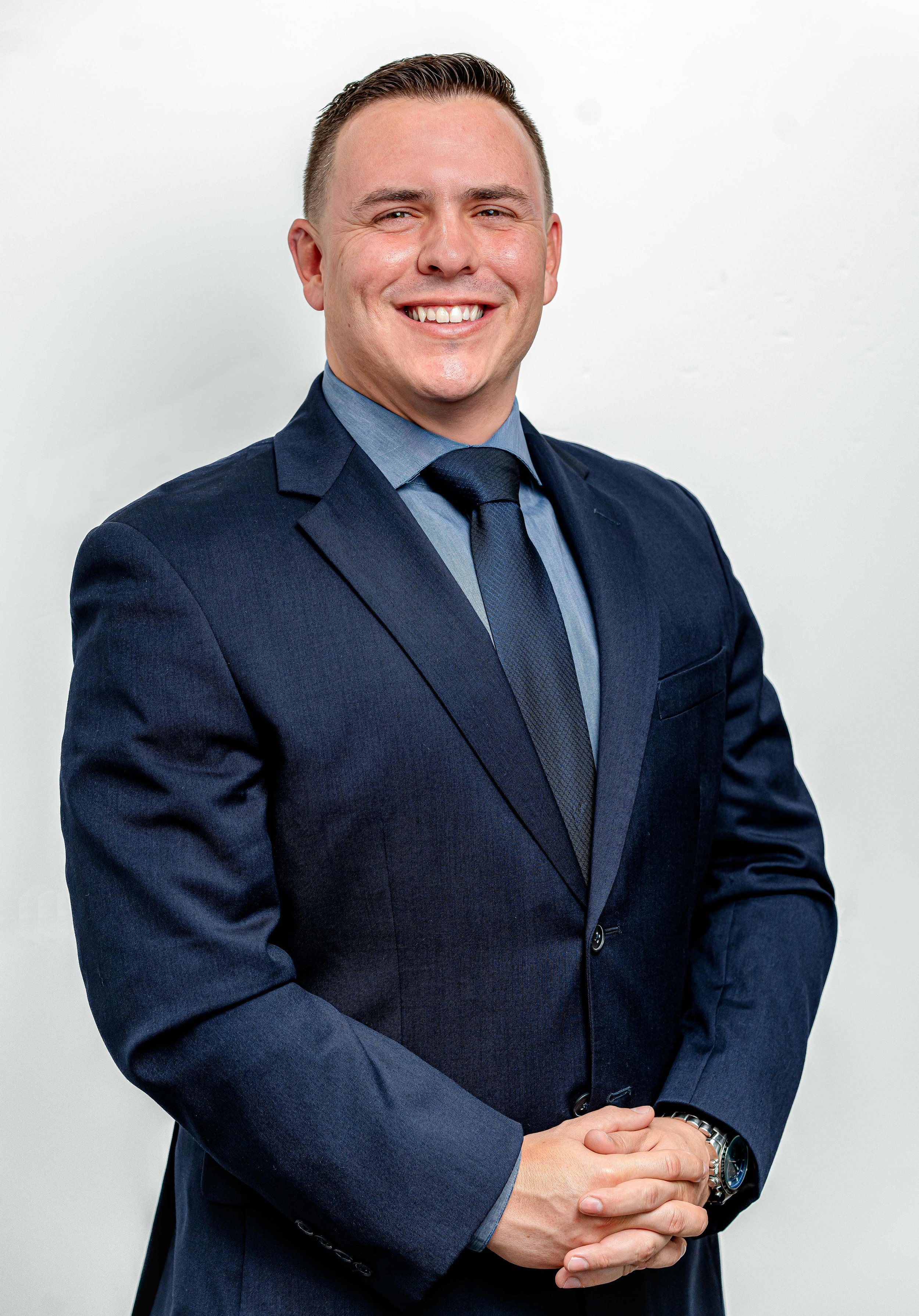 Miami-Men-Business-Headshots-Photography-Bright-City-Studios-2.jpg