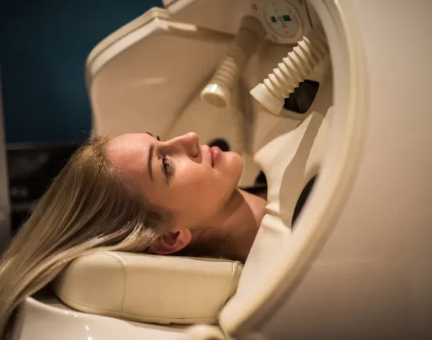 Sleeping in a Hyperbaric Chamber: Is It Safe and What Are the Benefits?
