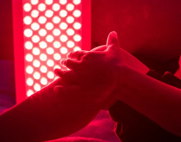 Red Light Therapy for Varicose and Spider Veins: Does It Actually Work