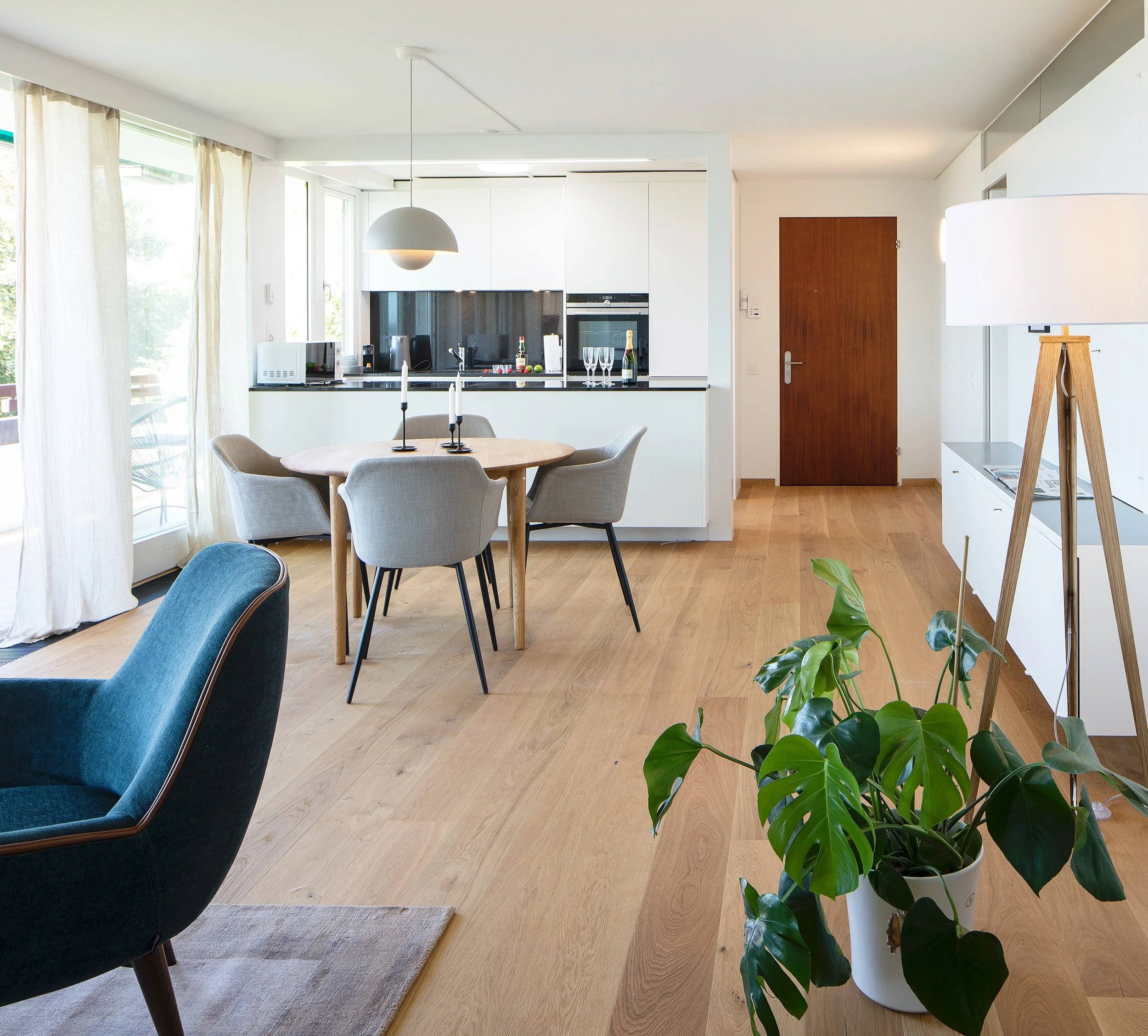 homestyling-alpenblick-essbereich-2.jpg