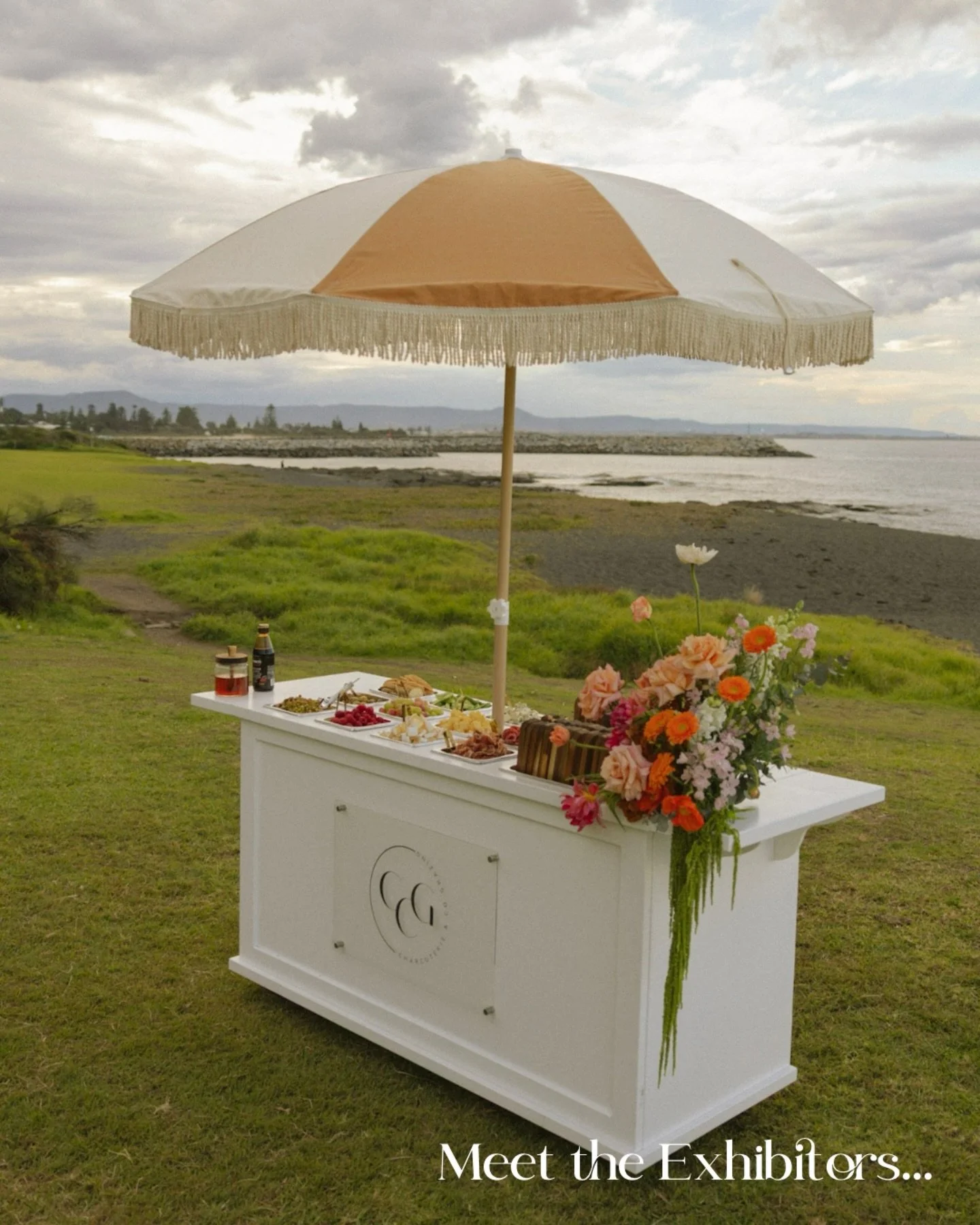 MEET THE FAIR EXHIBITORS | @charcuterieandcograzing 

At Charcuterie &amp; Co Grazing, we believe your wedding should feel as meaningful as it is beautiful &mdash; and your food should be part of that story. Our signature charcuterie cart is designed