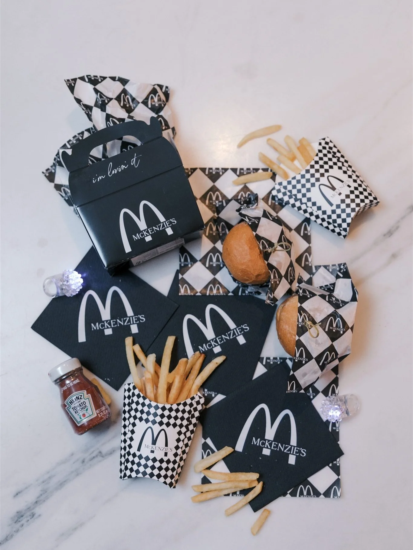 Brides, swipe to see all these fun details and save this to send to your planner! It isn&rsquo;t really an after party without late-night bites and a custom moment to match your new last name.〽️

From a chic &ldquo;McKenzie&rsquo;s&rdquo; burger &amp