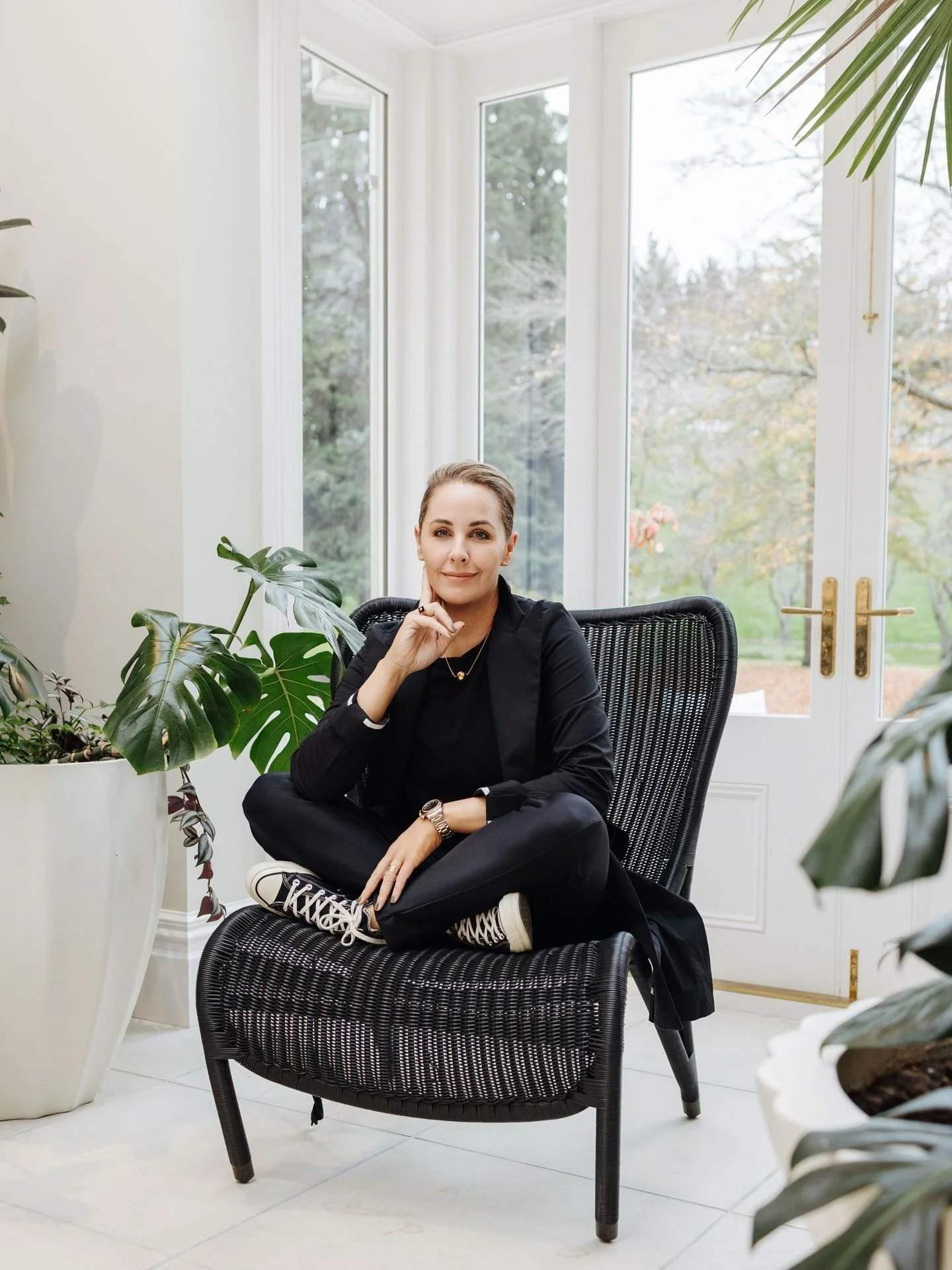 I get it.

Creating or renovating a space can feel completely overwhelming. The choices, the budgets, the endless Pinterest screenshots&hellip; it&rsquo;s a lot.

So let&rsquo;s pause. Take a step back. Let&rsquo;s work through it together.

I&rsquo;