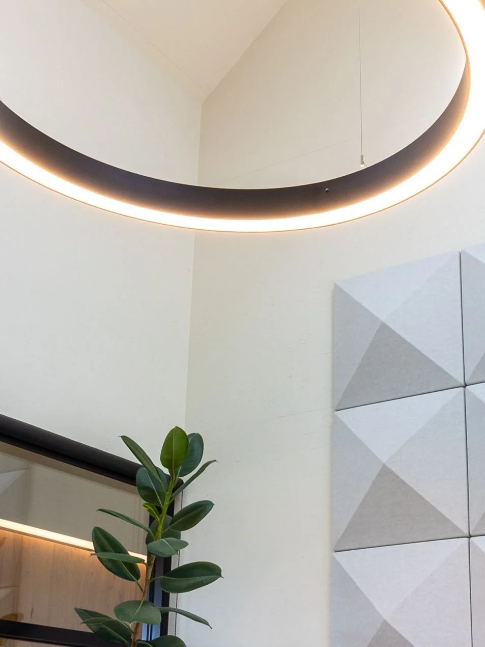 How much is noise costing your business? 

Studies show that workplace noise can reduce productivity by up to 66% on concentrated tasks. Acoustics aren&rsquo;t just design, they&rsquo;re a performance strategy.