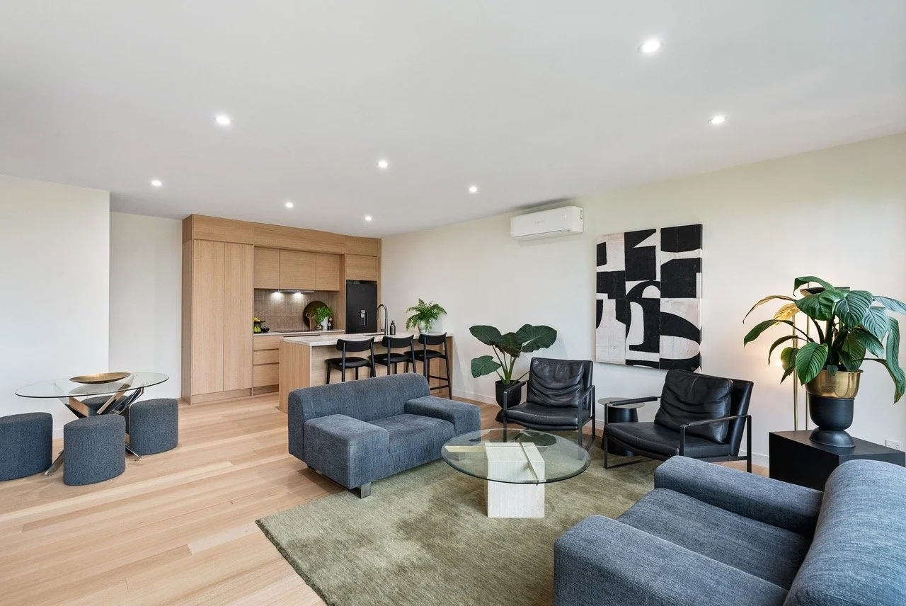 It's not just about how it looks. It's about how you feel when you walk through the door at the end of the day.

Swipe, notice the shift? 

📍 Dickens Street, Auckland Interior design + project delivery in partnership with @handyman_brad