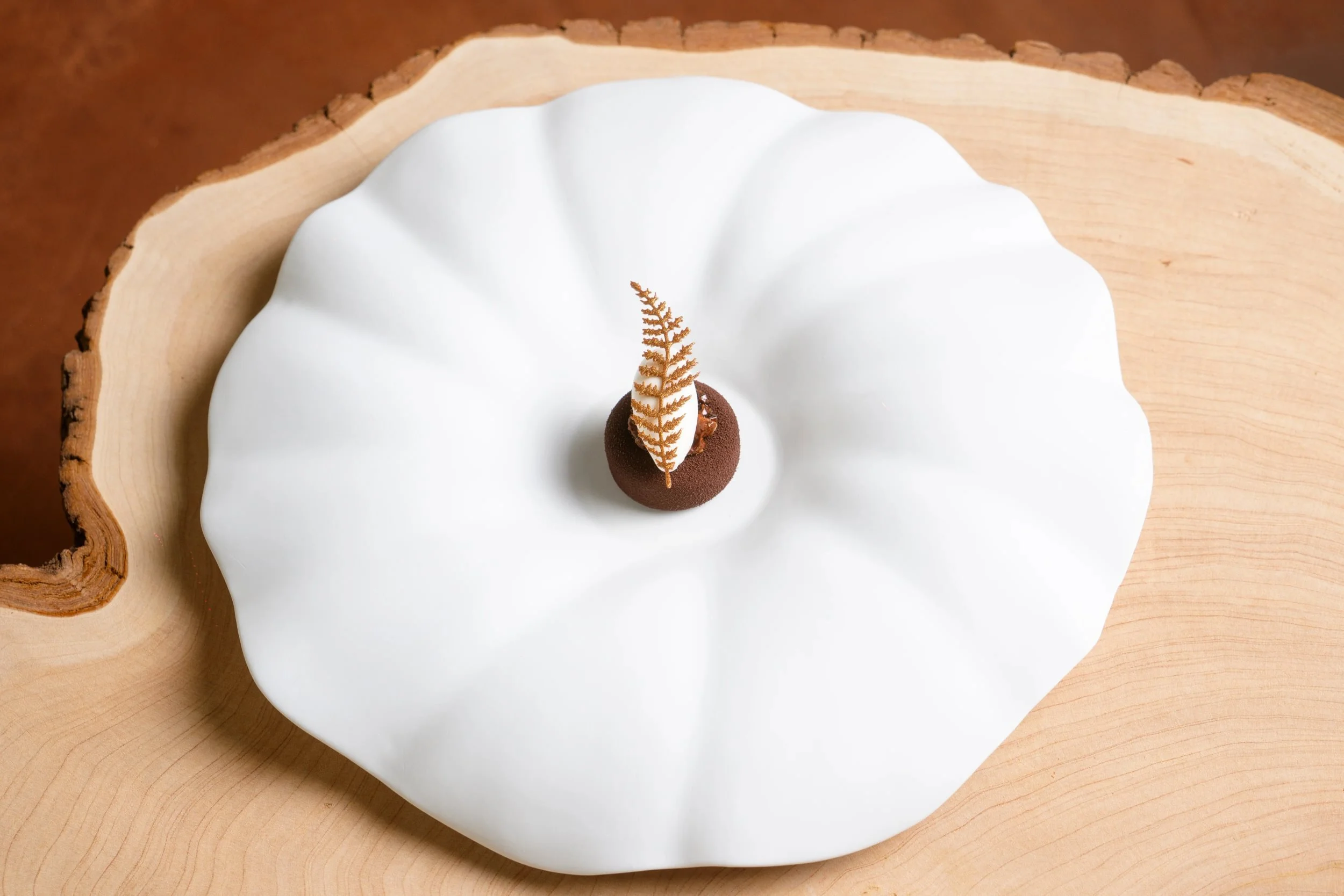 CHOCOLATE-Nicolas_Berger-pistachio_acleaf_summer26-18 - Large.jpg