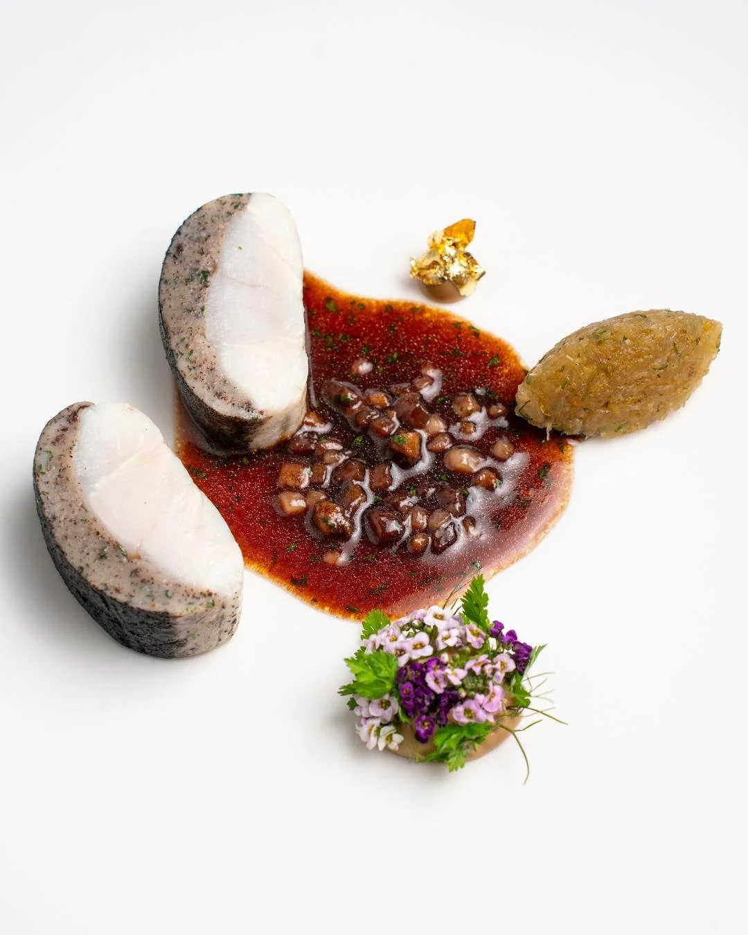 BRILL bordelaise, fennel

A refined harmony of land and sea, crafted for Autumn. Expertly paired with S&eacute;millon, Provence.

Book a table now via the link in bio.