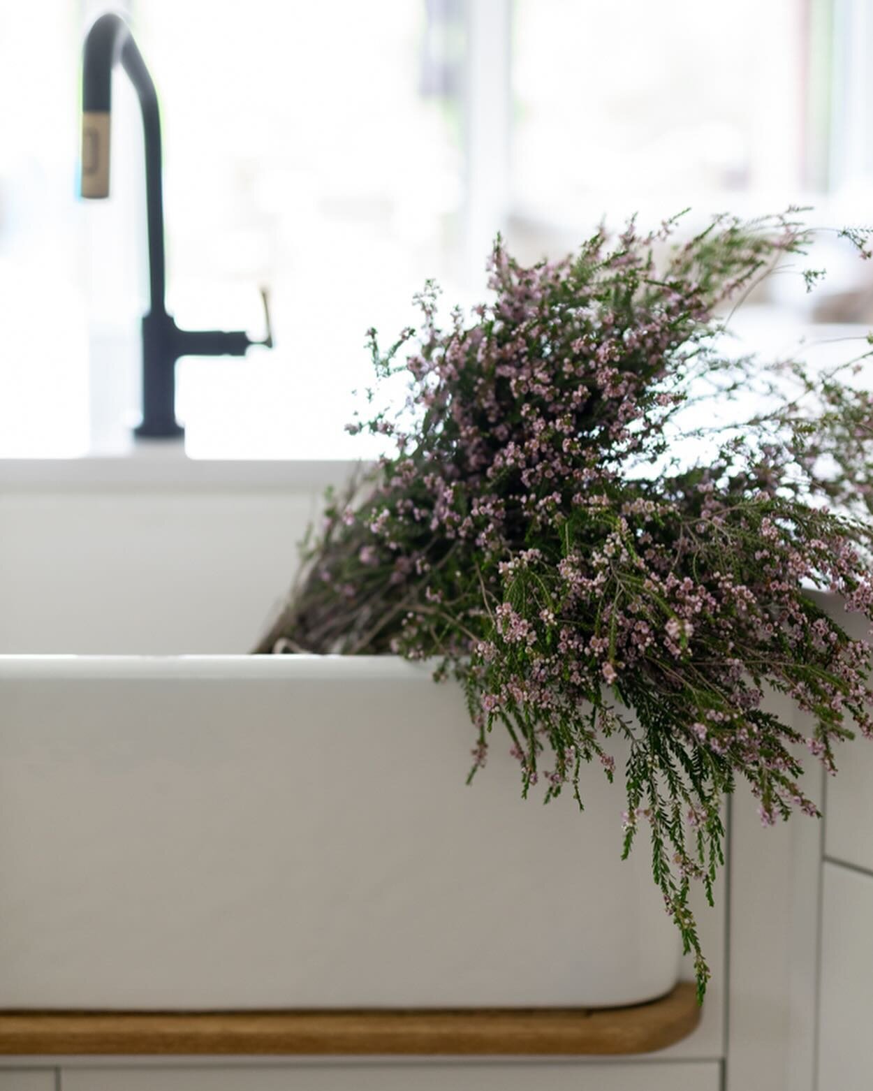 I love a vignette!  Here&rsquo;s some of my favorites from some of our shoots ❤️ 📸 @shannahickmanphoto  #vignettes #interiordesigninspo #atxinteriordesign #atxinteriordesigner #beautifyyournest