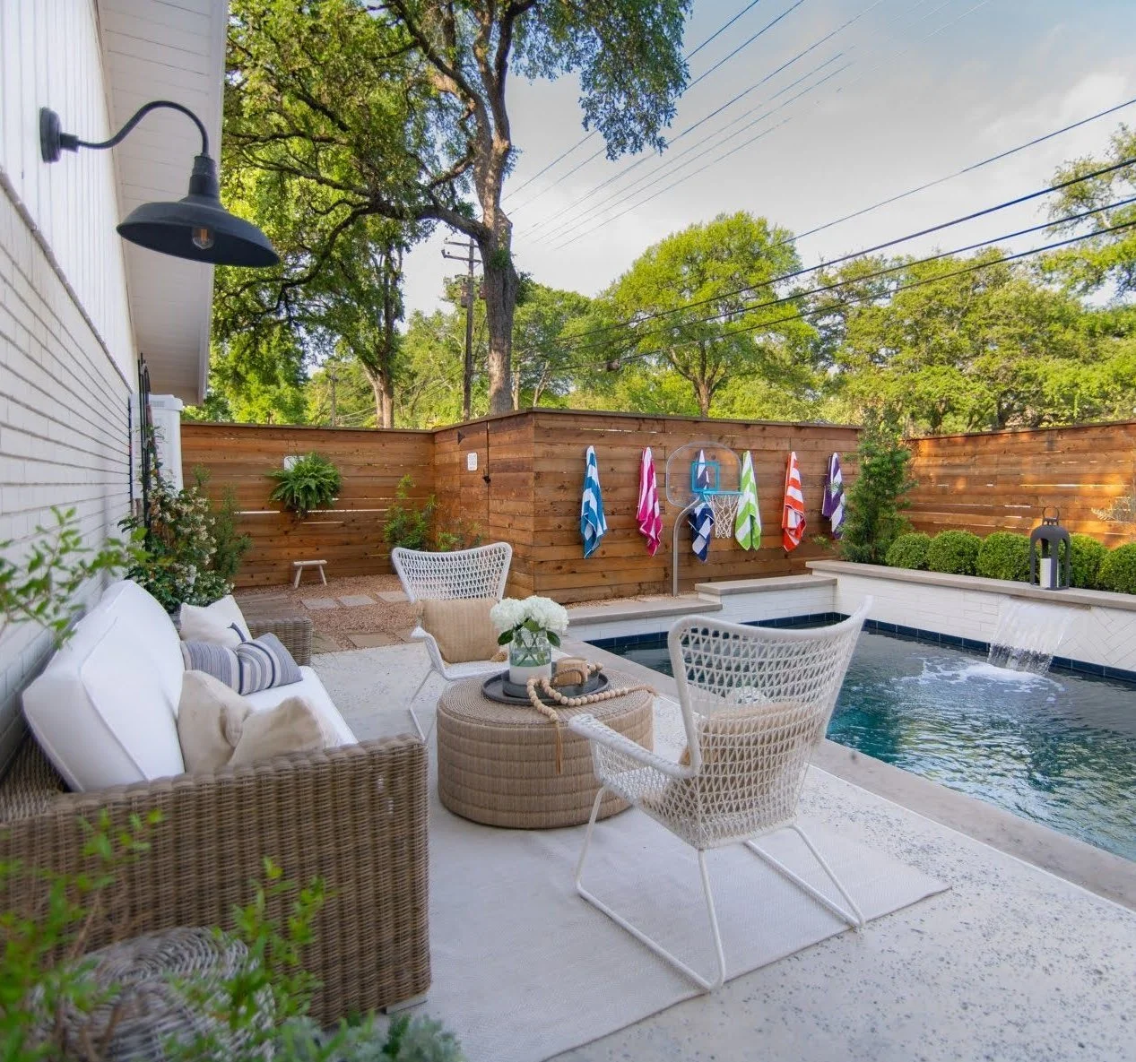 Hope everyone has a wonderful Memorial Day weekend! @branchandbirdhome will be open normal hours! (Closed Sundays and Mondays)⁣
⁣
Design @parsonsid⁣
⁣
#atxdesigner #austininteriordesigner #austininteriors #austininteriordesign #pooldesign