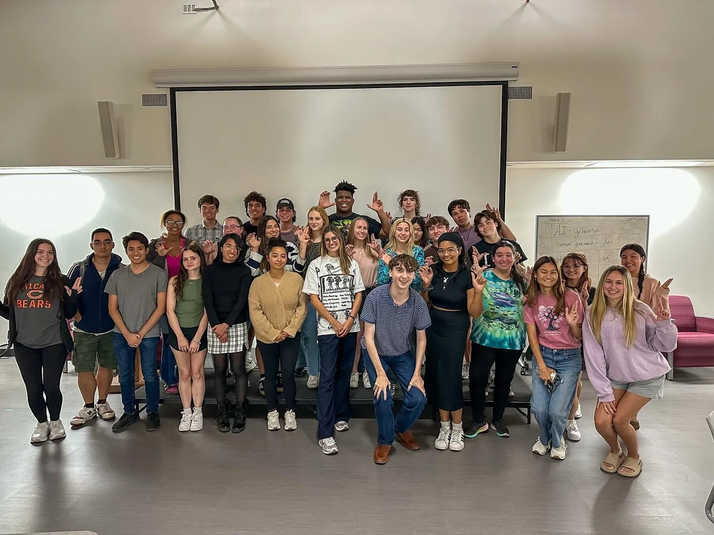 Huge thank you to Samantha Serocki for joining us last night! 💬✨
We loved hearing about her journey through agencies like W+K, GSD&amp;M, and TRG  and how she now drives global comms strategy at Expedia Group 🌍🧠

Nothing beats learning from inspir