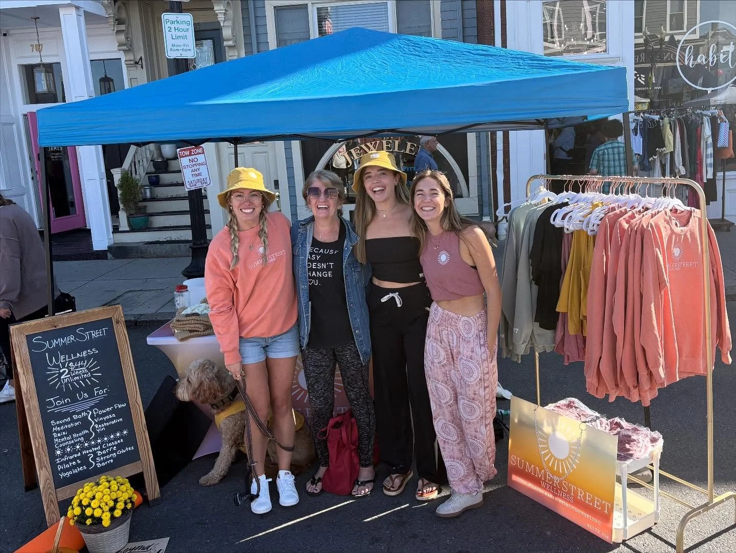 Beautiful day at the @sbstreetfest 💛

#community #southie #southbostonyoga #southbostonpilates