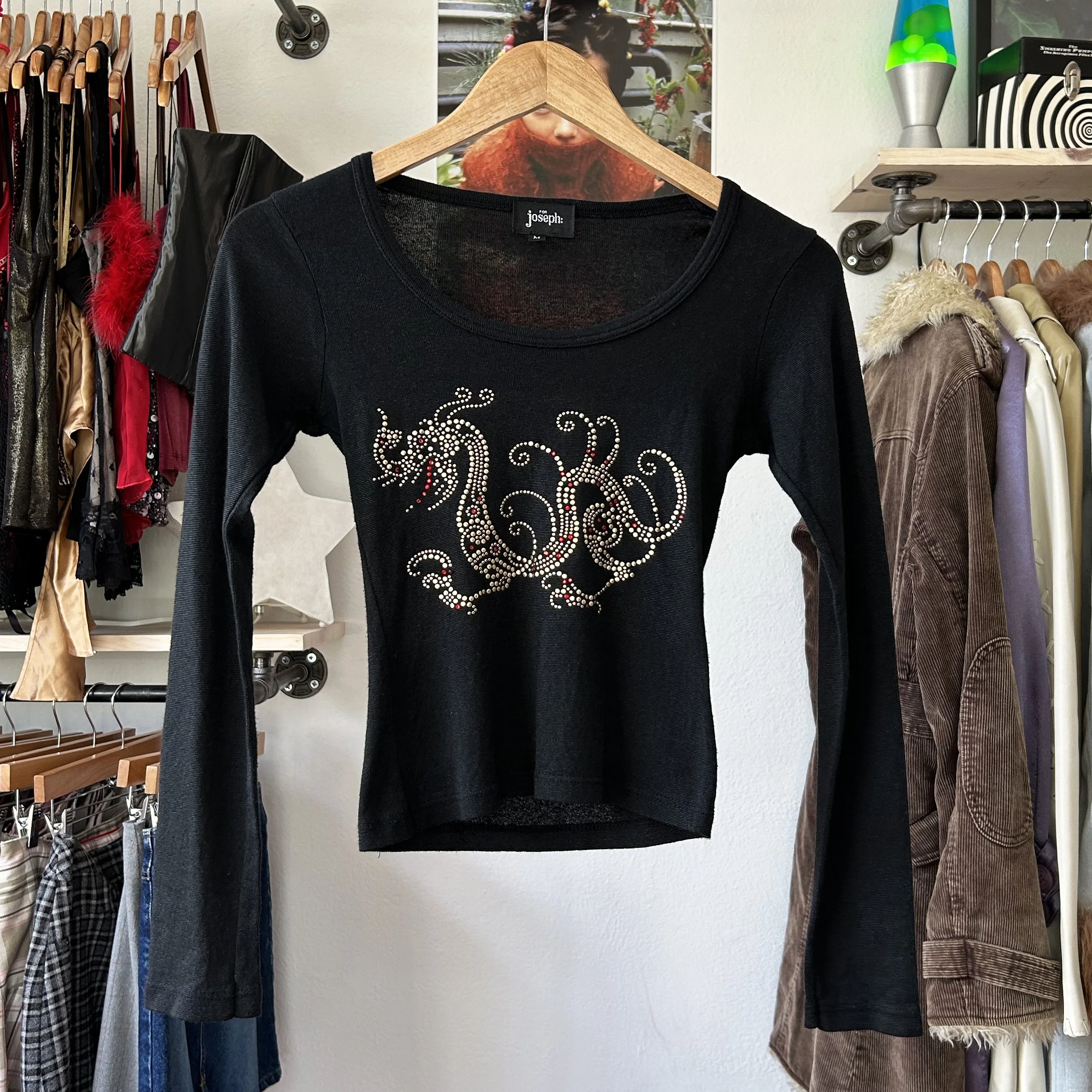 90s y2k black embroidered dragon long sleeve // XS-S