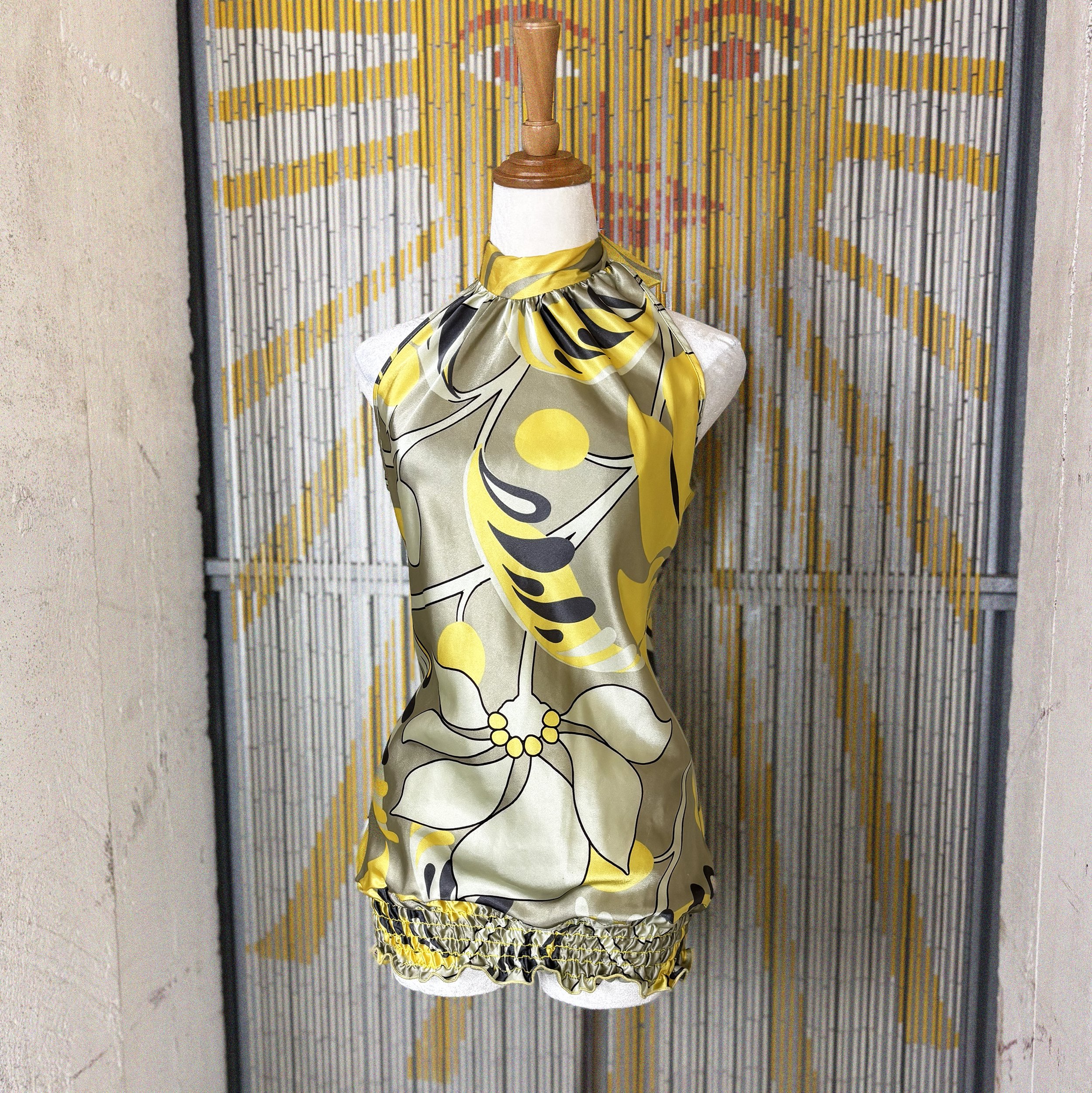 2000s yellow tunic blouse by Charlotte Russe / small