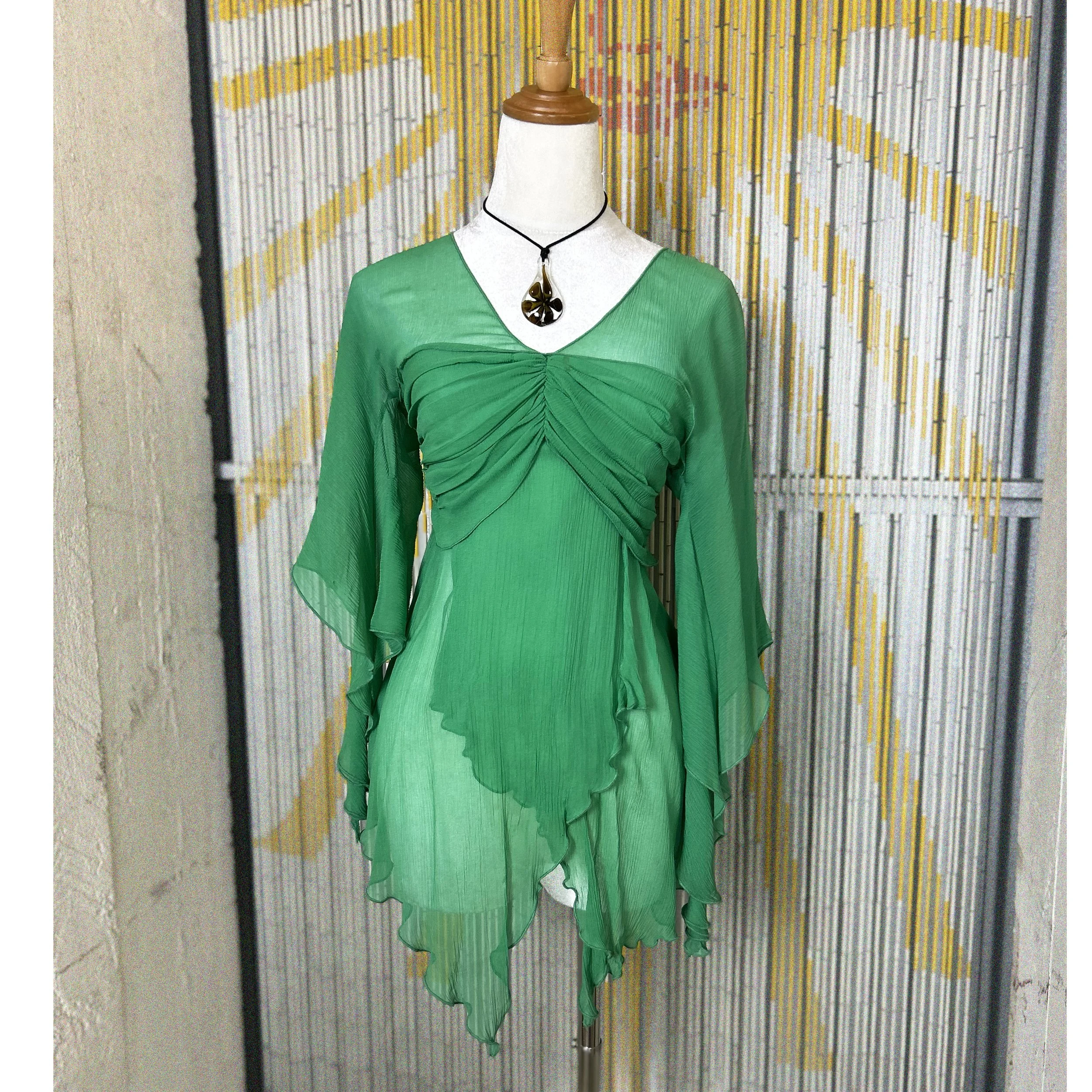 2000s green fairy top by Guess / xs-small