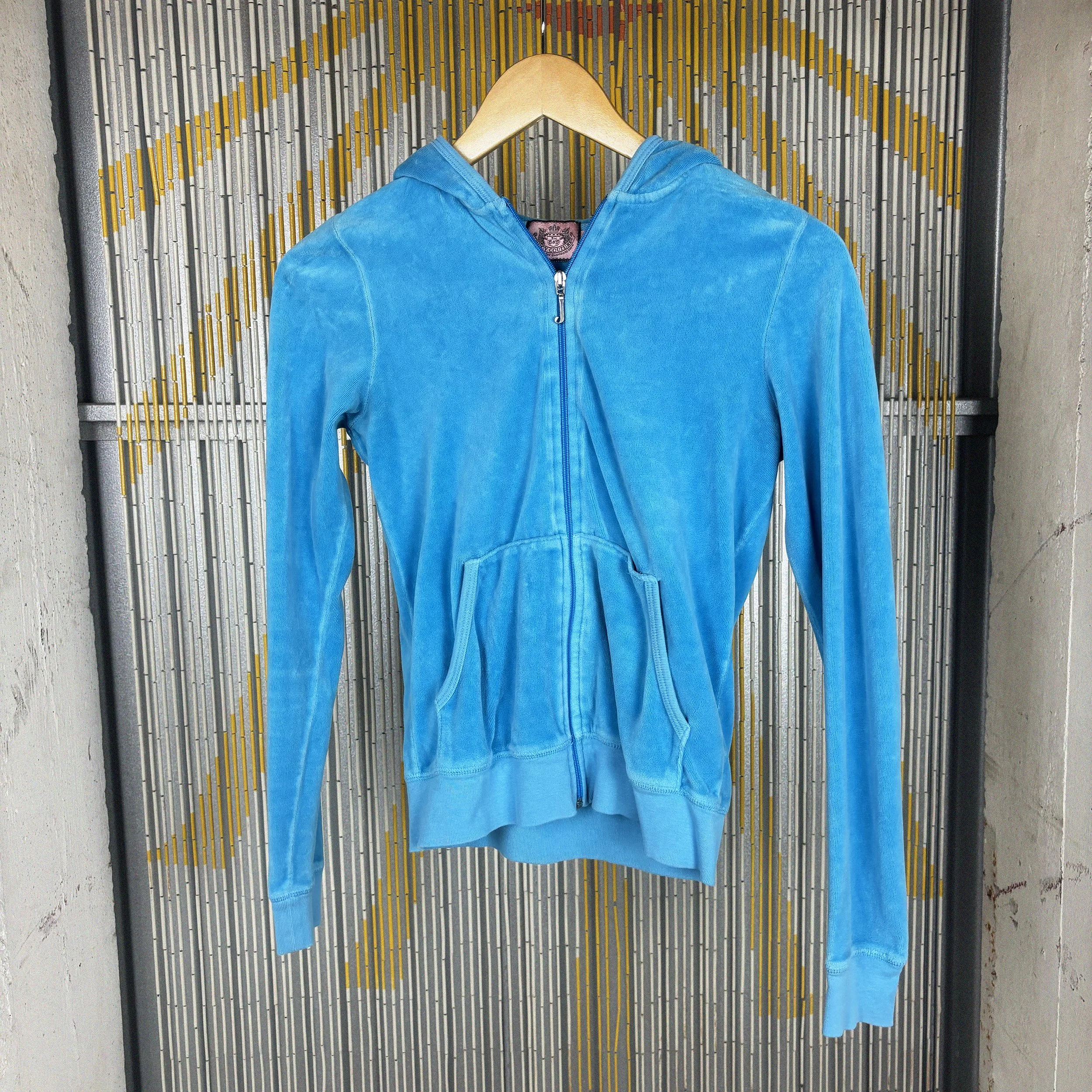 2000s bright blue velour Juicy Couture zip-up // small