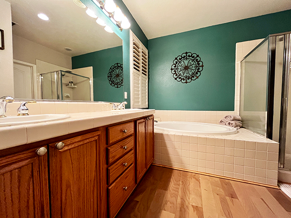 6460 Hale Bopp Ct_29.png