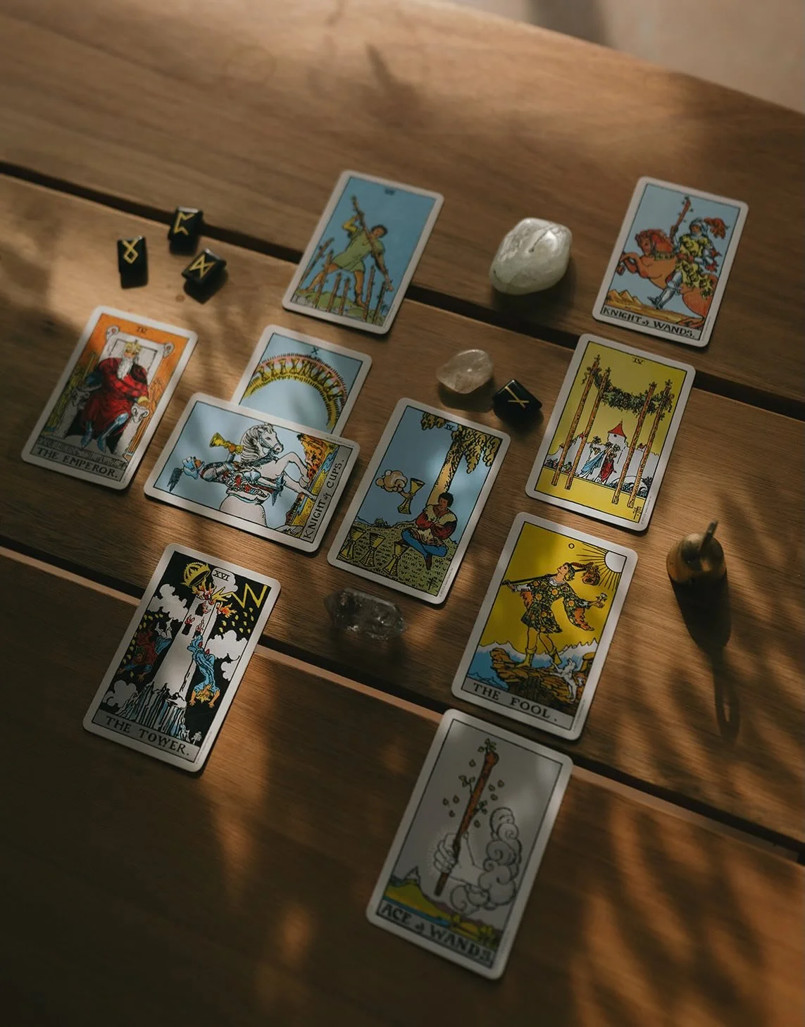 Tarot has never been about predicting your life or solving your problems - it&rsquo;s about giving your inner voice a space to speak. The part of you that ✨already knows✨
 
The cards in front of you don&rsquo;t CREATE clarity, they reveal it. Tarot d