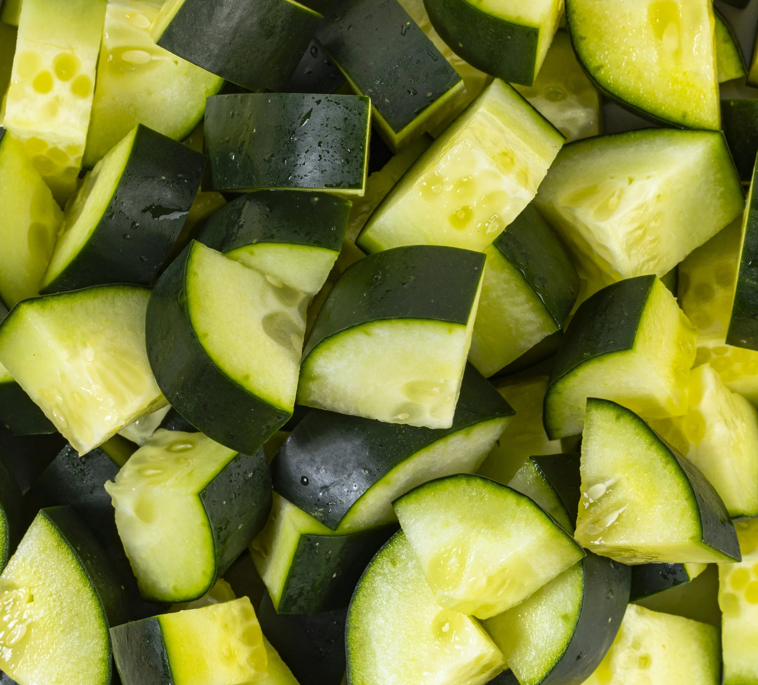 Cucumber_Macro_033125.jpg