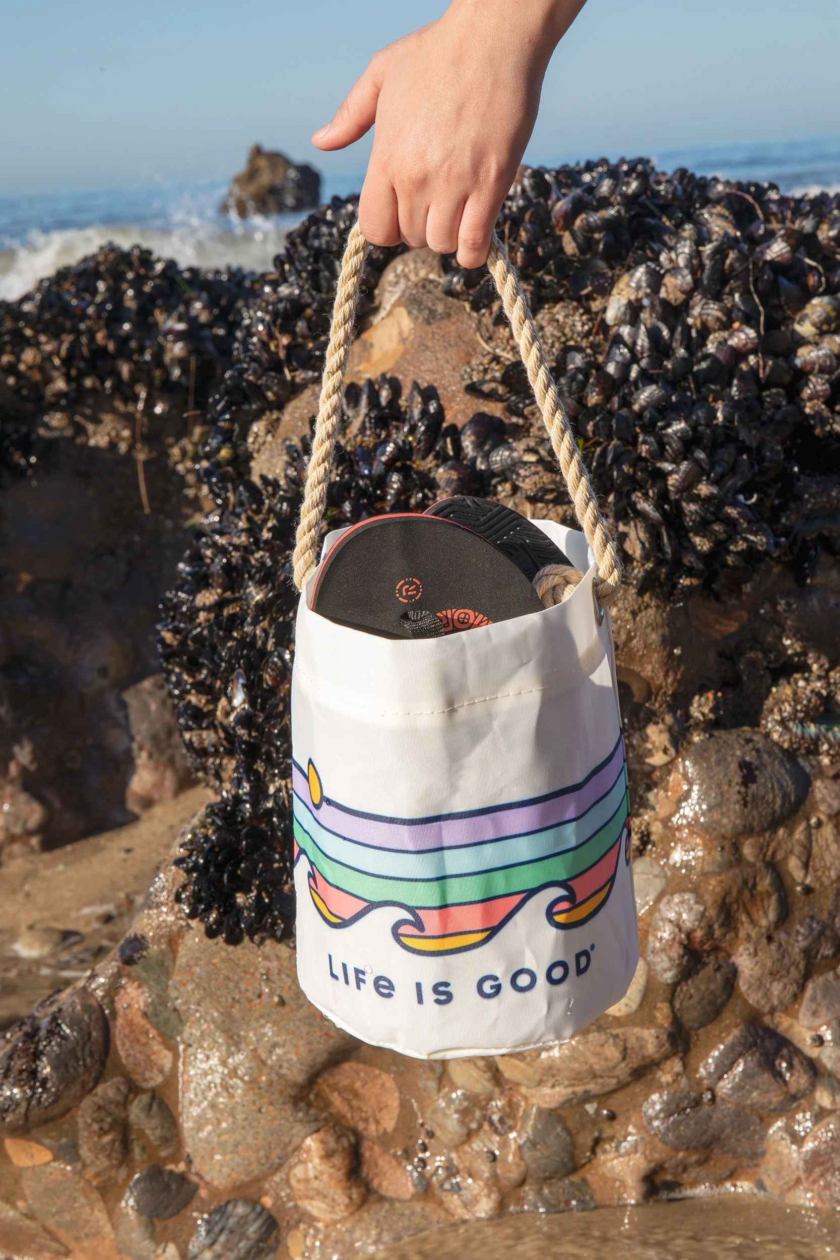 SS22_LIFESTYLE_LAYDOWNS_LOS ANGELES_3865.jpg